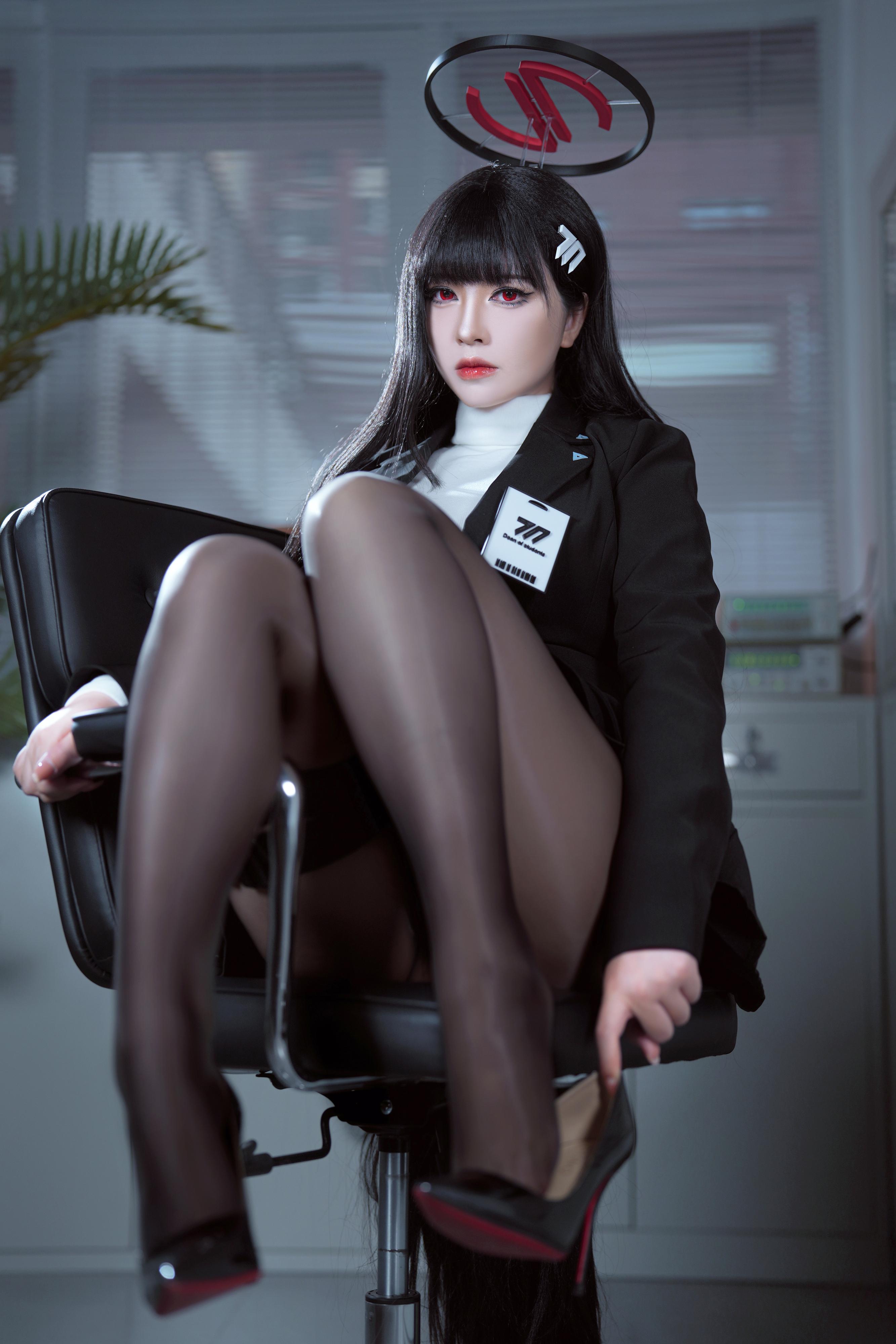 半半子 碧蓝档案调月莉音 Cosplay 60P