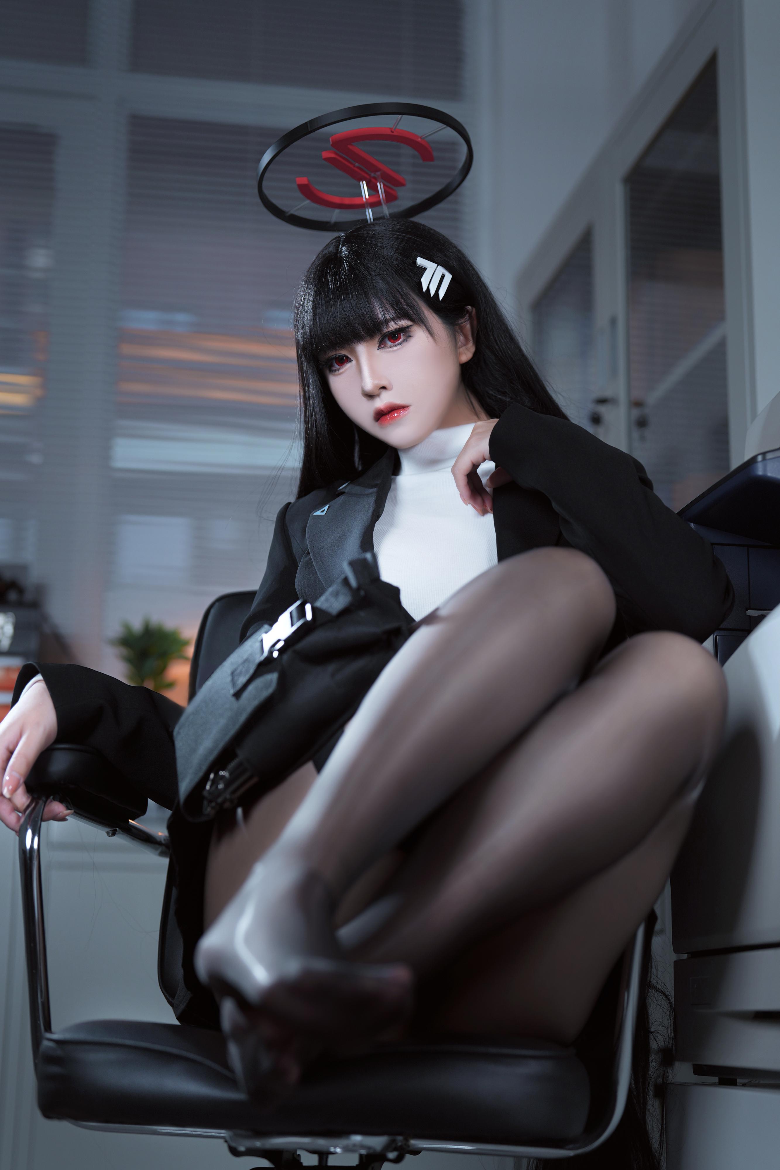 半半子 碧蓝档案调月莉音 Cosplay 60P