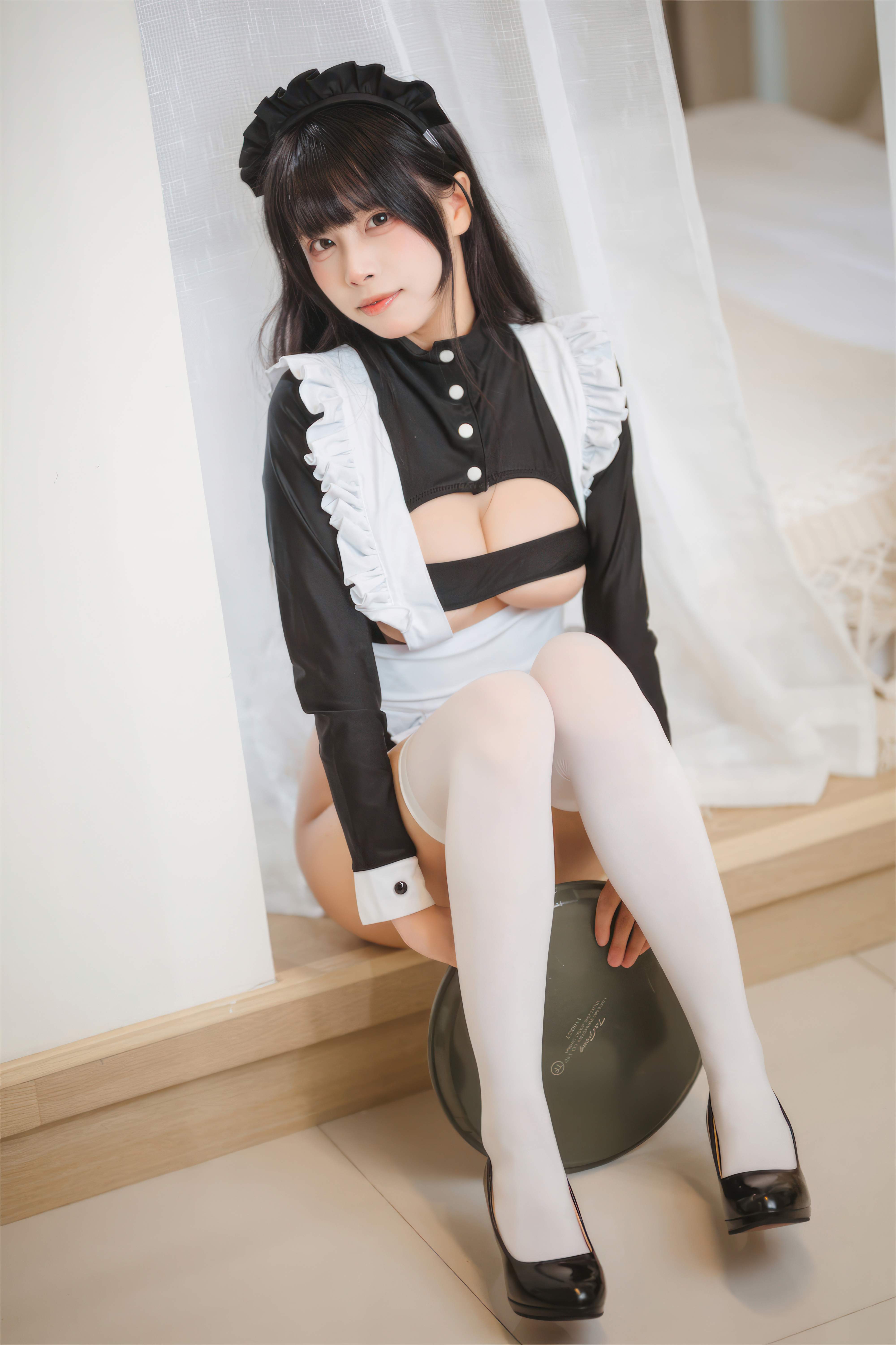 三無人型 - 高叉女仆 42P