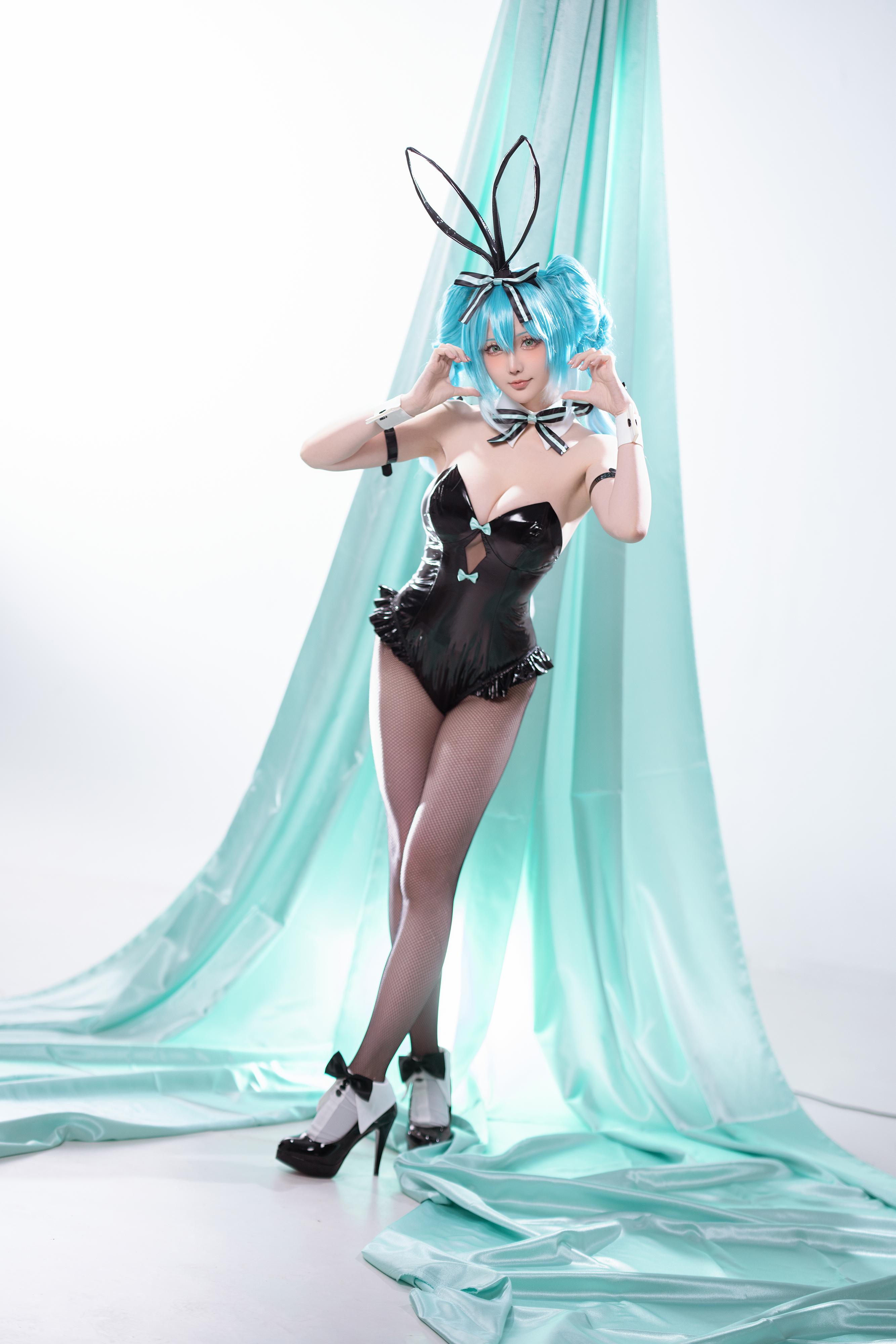 Sao Chậm Chạp - 初音未来 Thỏ Nữ Lang