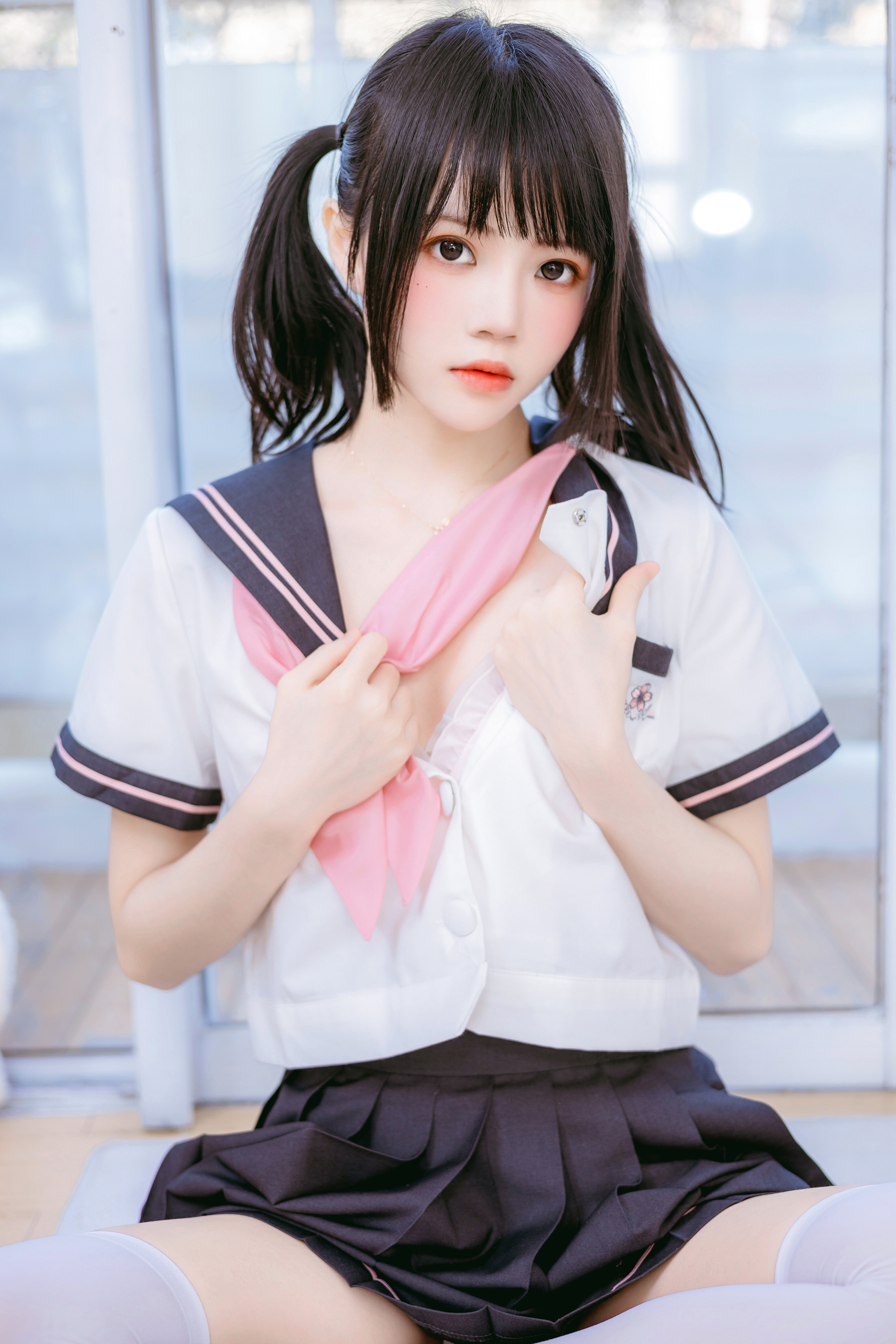 Anh đào mèo #tóc trắng #đuôi ngựa đôi #ren #chân đẹp #tuyệt đẹp