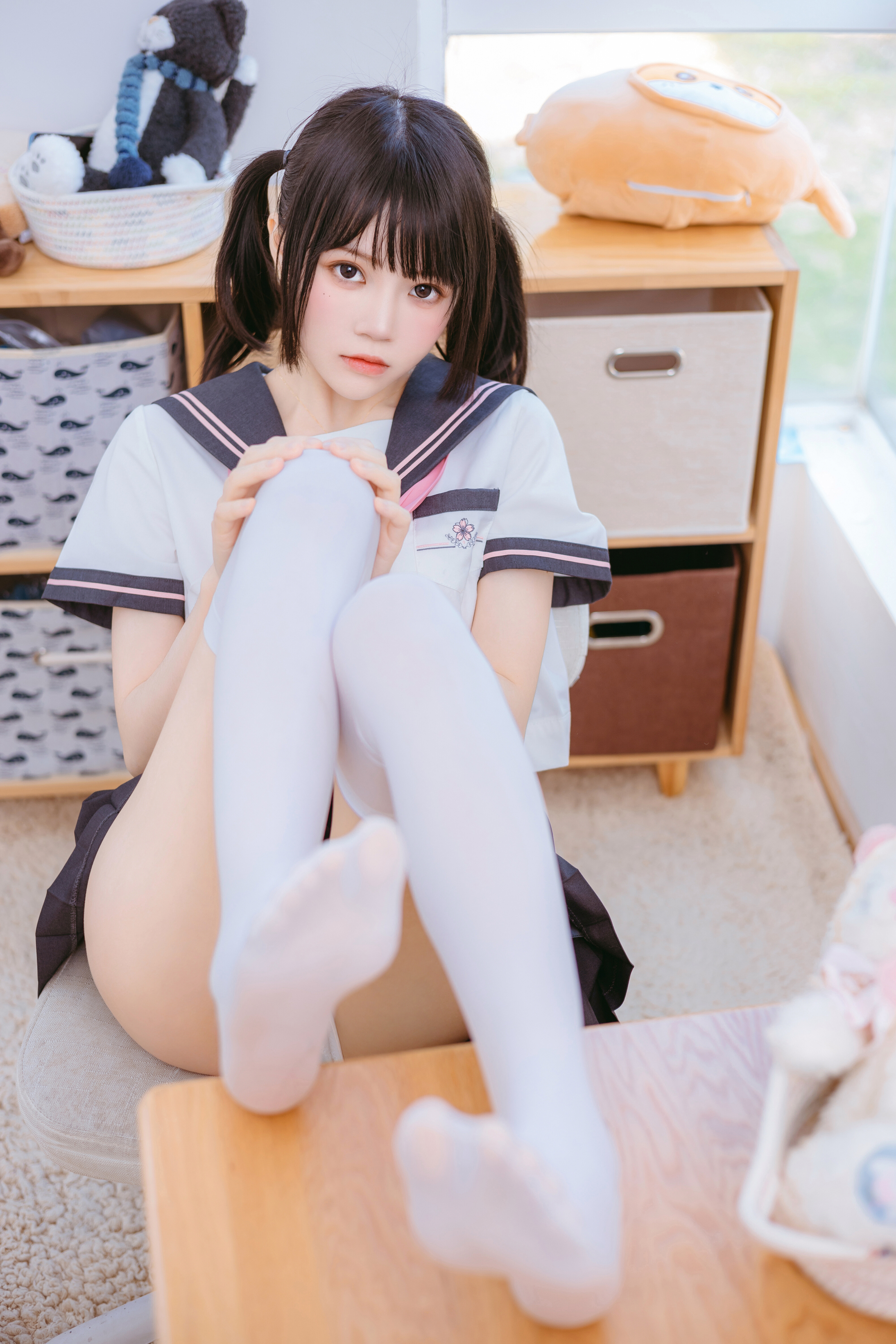 Anh đào mèo #tóc trắng #đuôi ngựa đôi #ren #chân đẹp #tuyệt đẹp