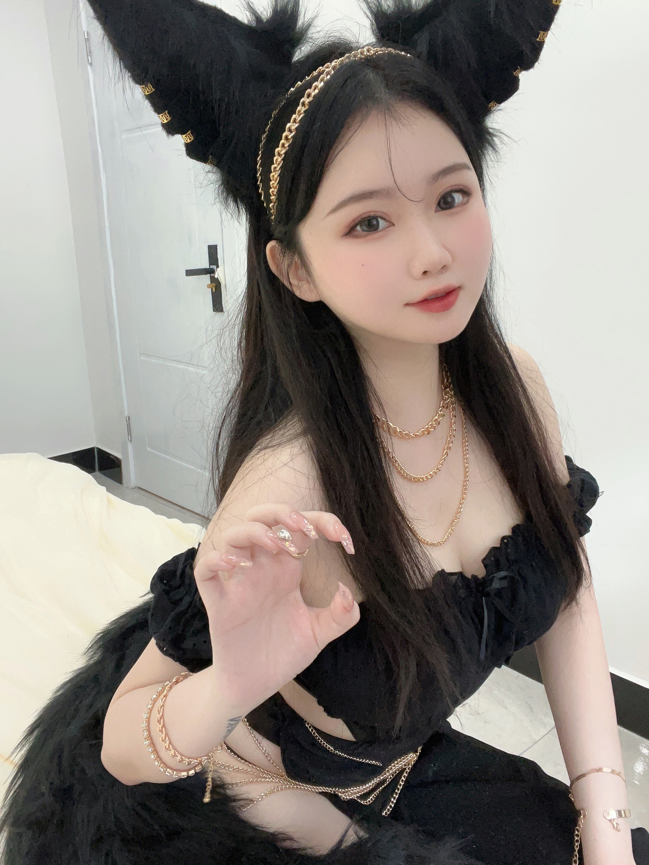 是依酱吖 - 黑狼 34P1V