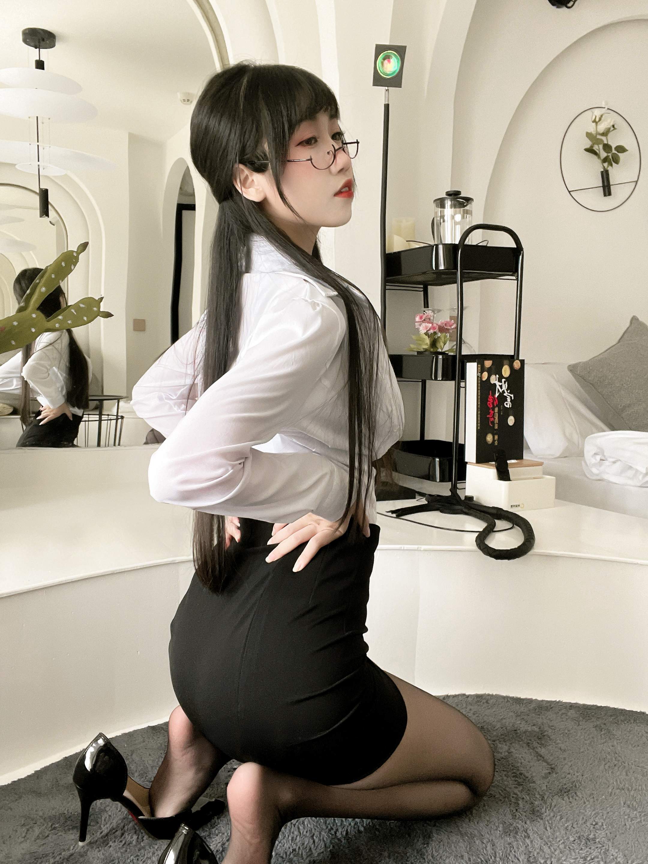 Mèo không ngốc - Đen絲 bao hông OL 24P