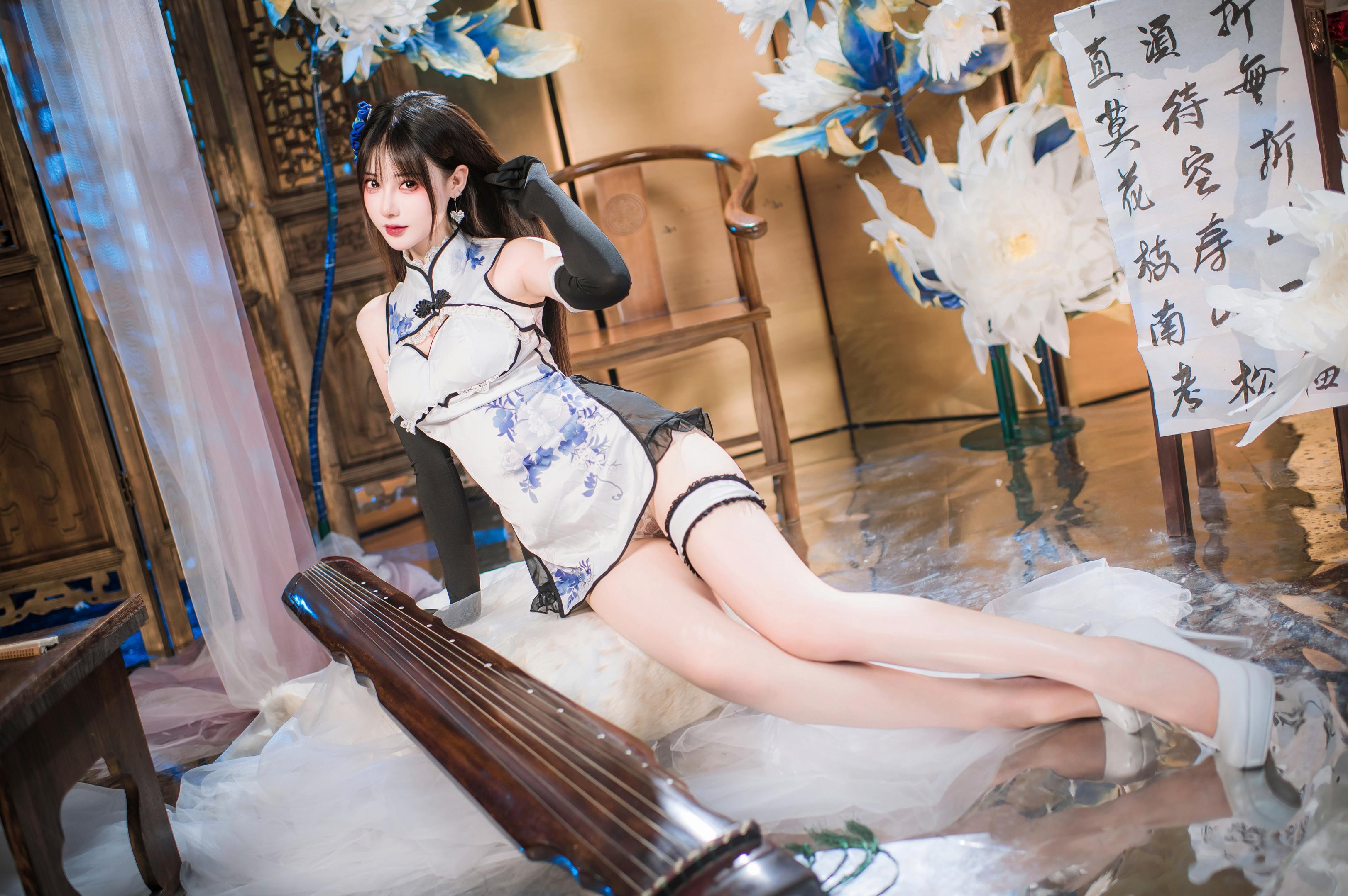 羽生三未 - 瓶儿 青花瓷旗袍