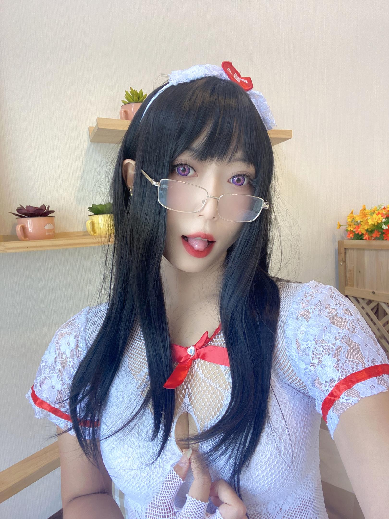 เงินเย็นๆ -  蕾丝 พยาบาล 1V