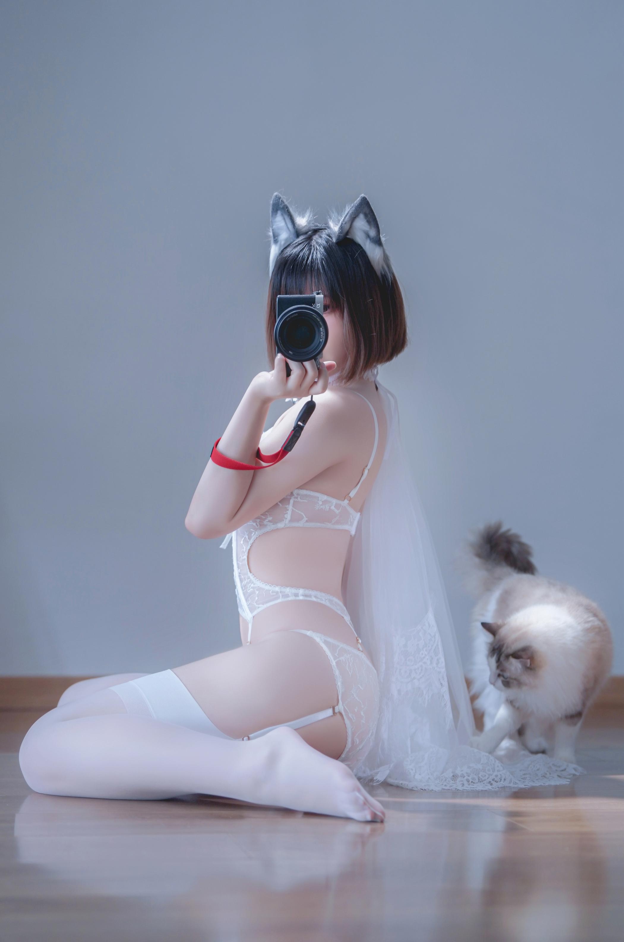 半半子 纯白花嫁 丝袜写真