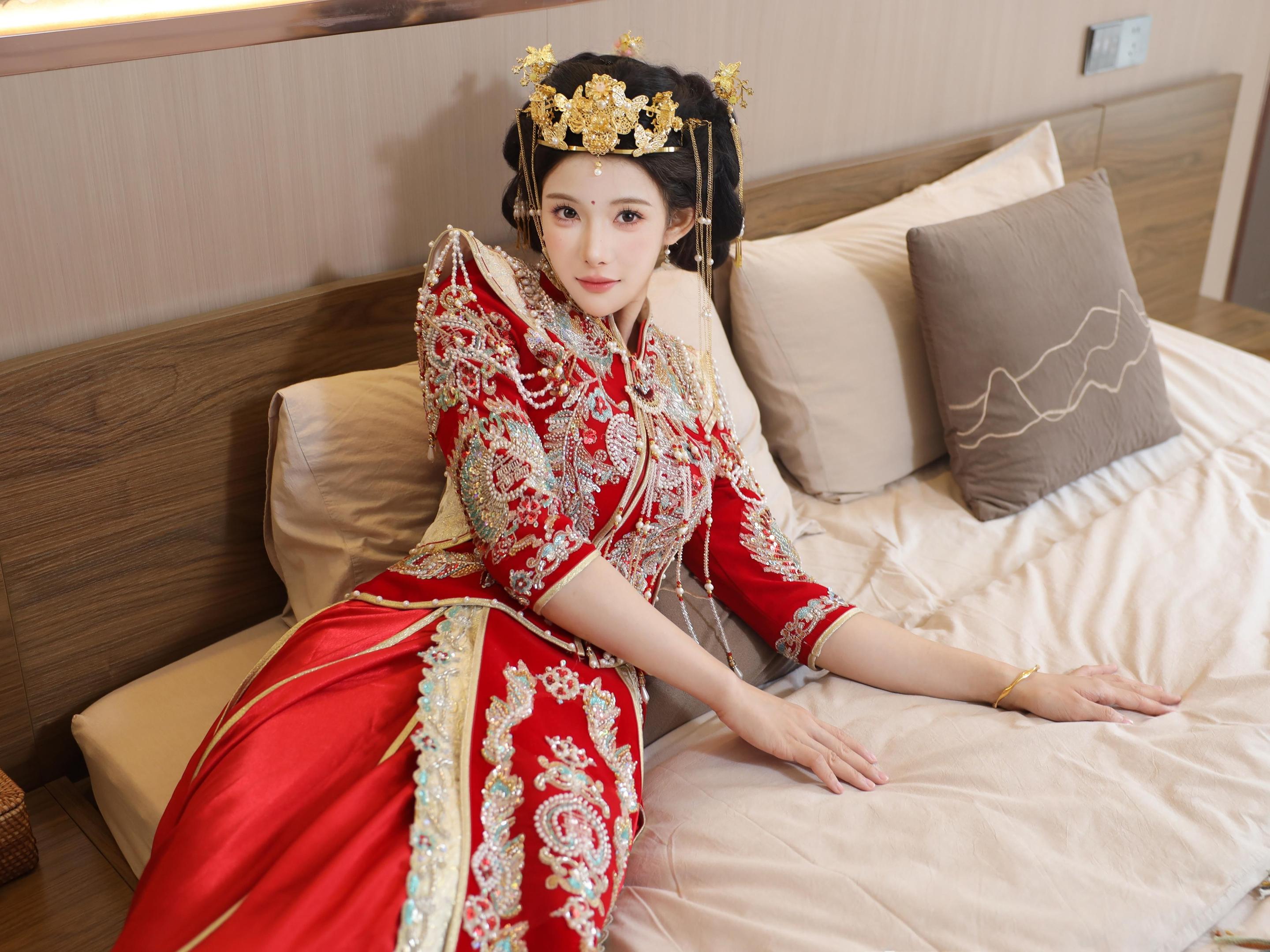 梨霜儿秀禾服写真 113P | 大尺度私房图集