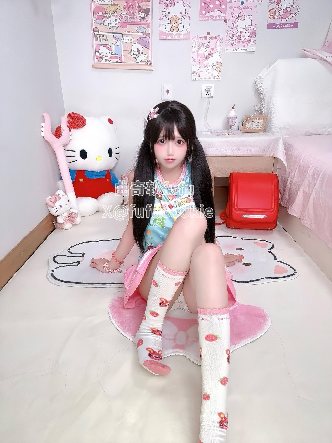 曲奇软fufu - 乖乖女儿服 52P