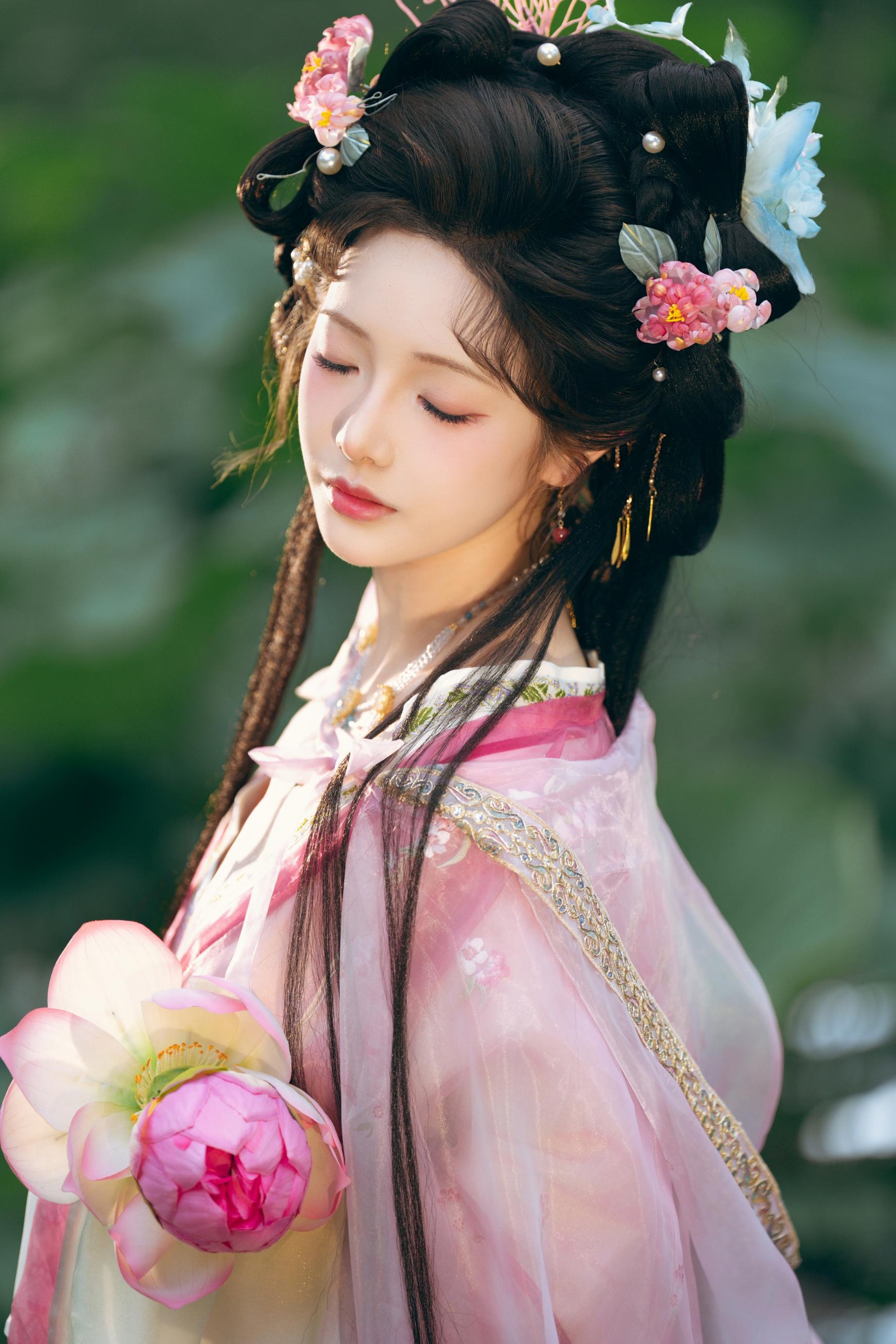 雯妹 không biết lý lẽ - Chúc bạn Trung Thu vui vẻ
