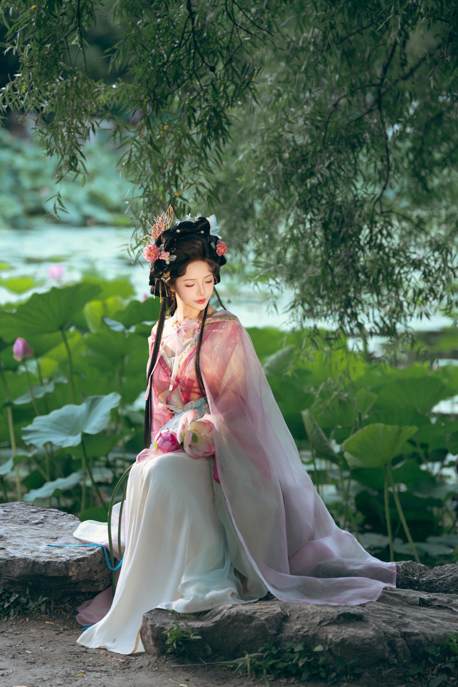 雯妹 không biết lý lẽ - Chúc bạn Trung Thu vui vẻ