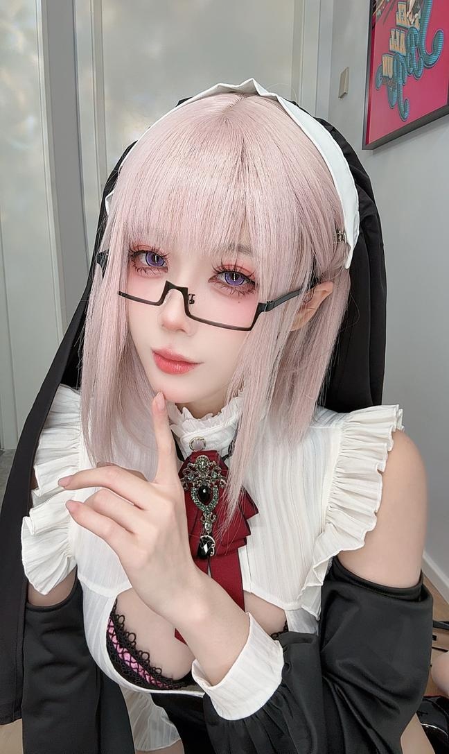 Bo cosplay Jiu Yan Nun 2 tat trang 24P1V