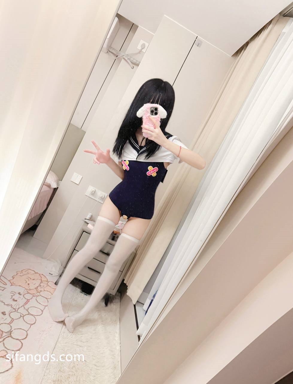 小甜泪 - 合法萝莉 私拍付费解锁 72P2V | cập nhật thư viện ảnh