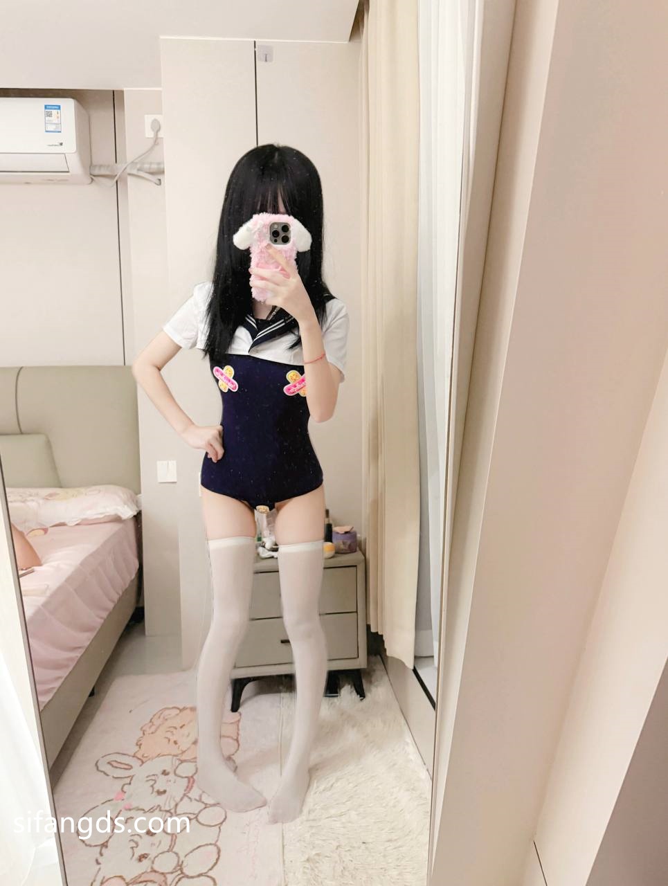 小甜泪 - 合法萝莉 私拍付费解锁 72P2V | cập nhật thư viện ảnh