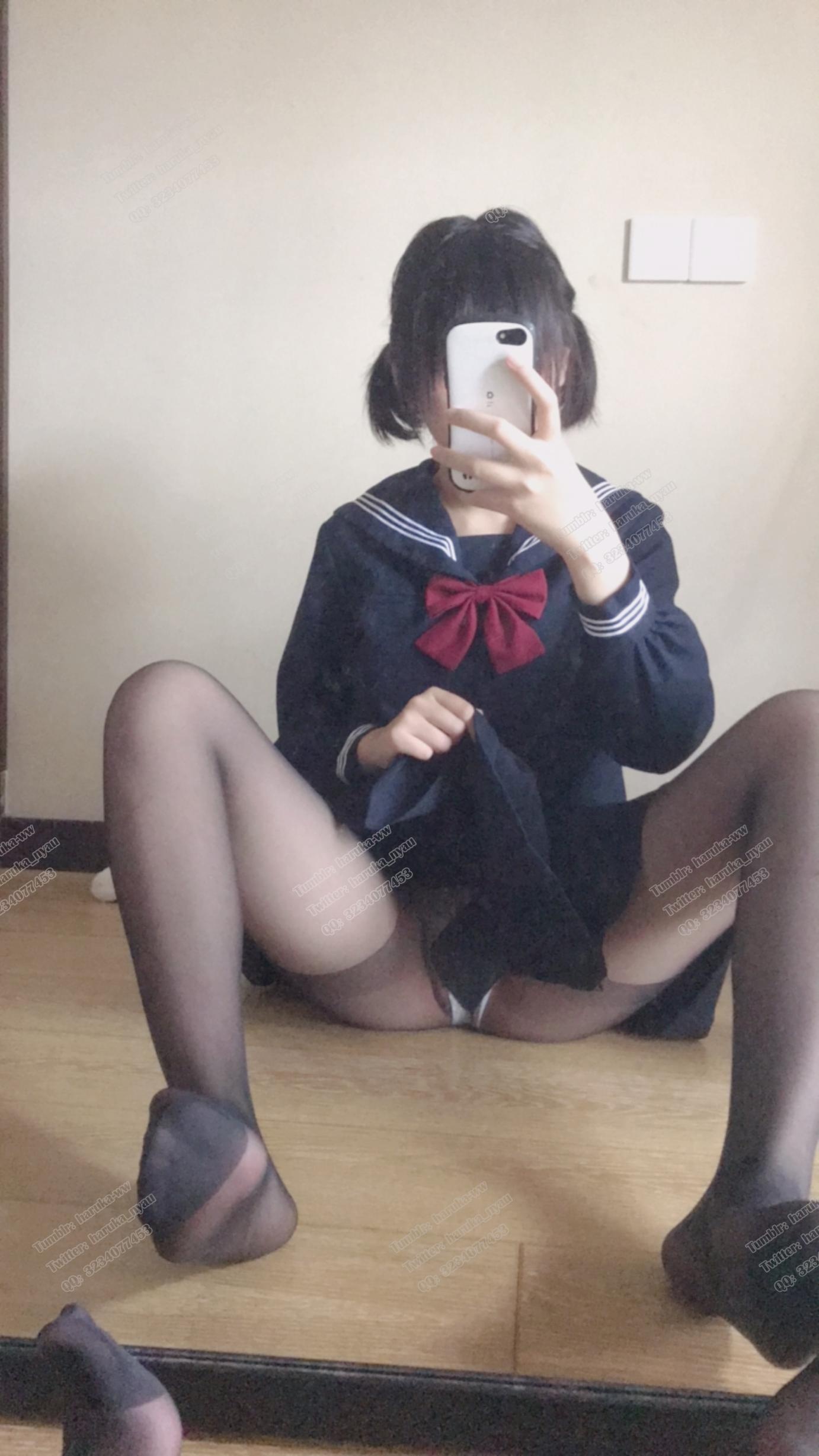 悠宝三岁 - JK制服 40P