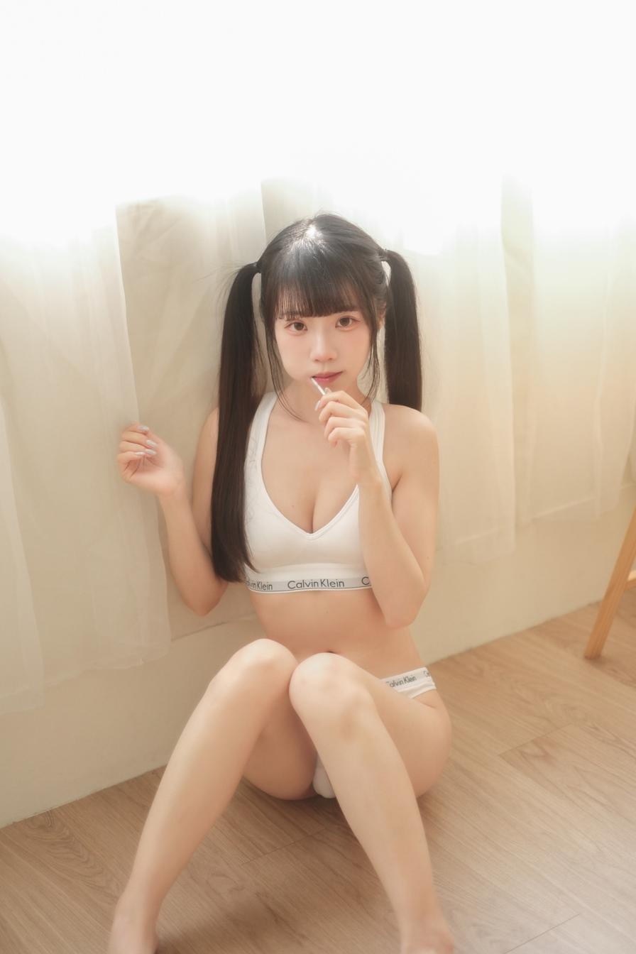 Coco Thỏ Trắng - Cô Mèo Con Muốn Được Chủ Yêu Thương 69P1V