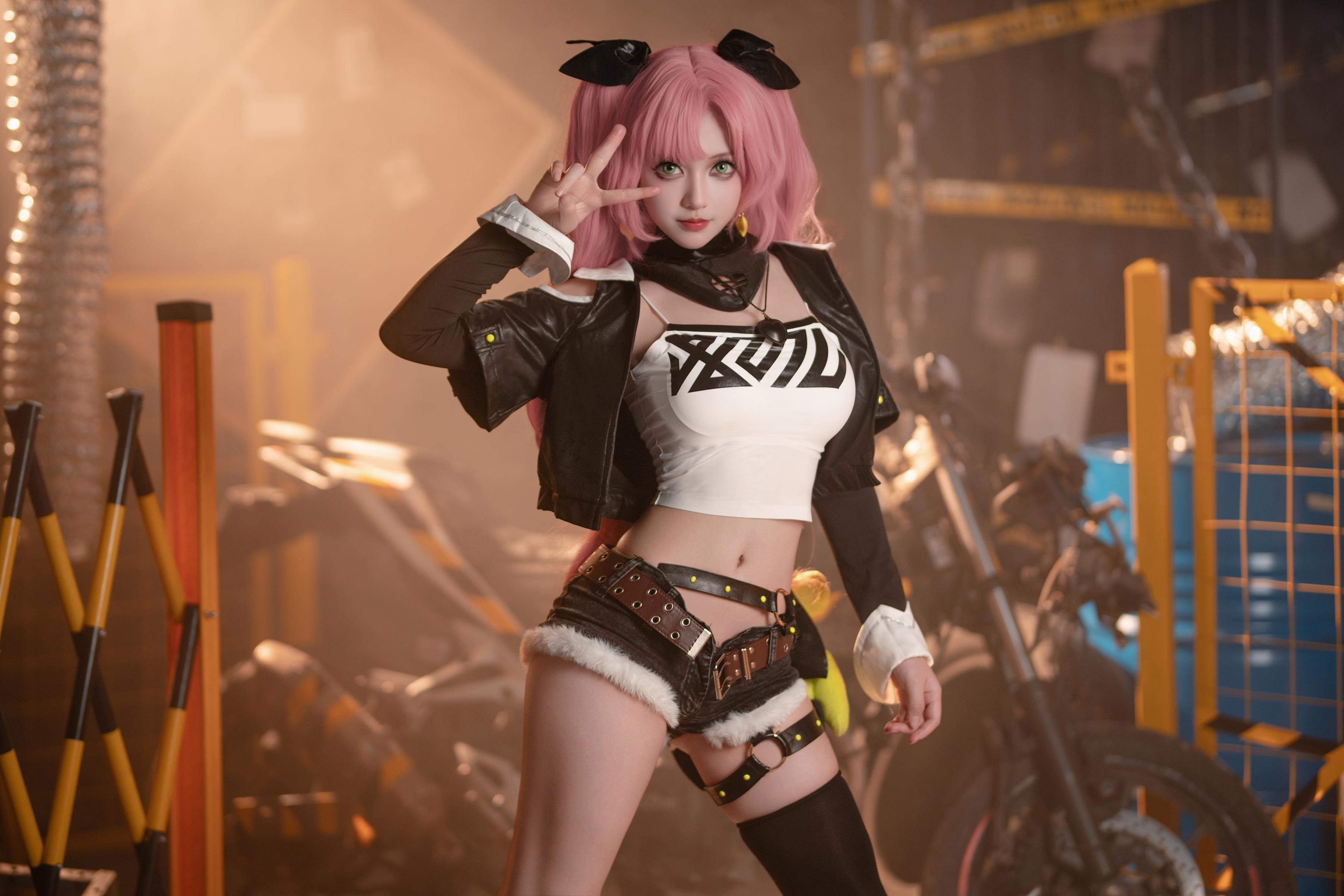 '[cosplay] Bangni邦尼 - [真人写实] cos Ni cô·罗宾: Nữ khảo cổ chân dài, áo sơ mi rách, ngực khủng ướt át, không chỉnh sửa 77P'