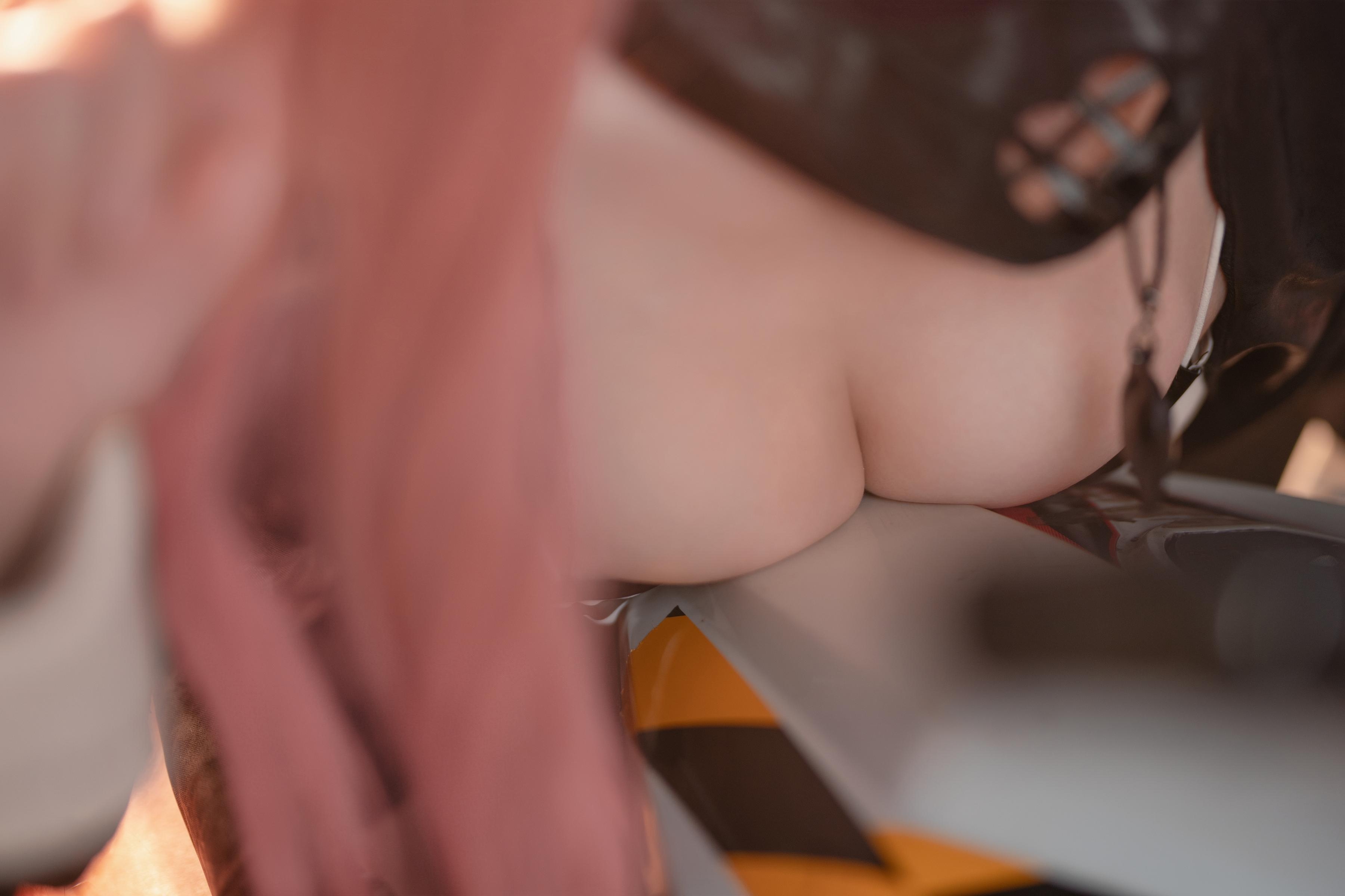 '[cosplay] Bangni邦尼 - [真人写实] cos Ni cô·罗宾: Nữ khảo cổ chân dài, áo sơ mi rách, ngực khủng ướt át, không chỉnh sửa 77P'
