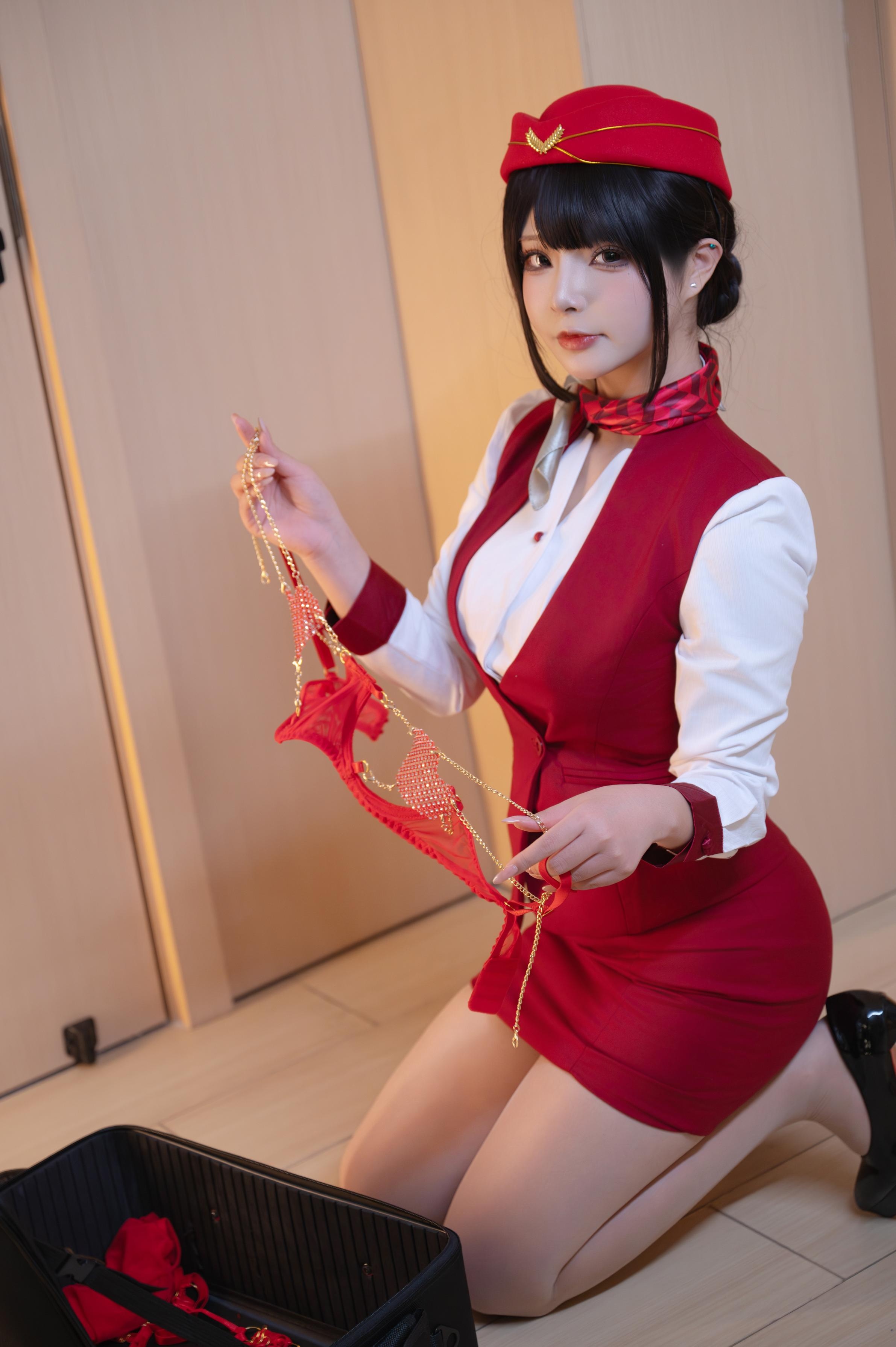 [cosplay] yuuhui玉汇 - 升舱服务＋S： 私房写真与近景互动风格 服装多变曲线展示 氛围感拉满的福利向合集 含写真137P＋视频2V