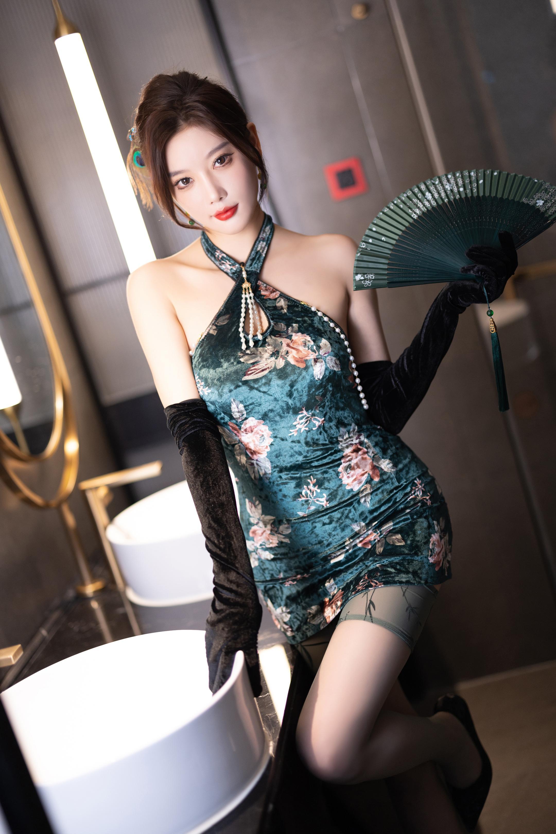 Ảnh] 杨晨晨Yome - Nội Y Xanh Của Xiu Nhân: Tạo Hình Chủ Đề Nội Y Xanh, Tôn Vinh Đường Cong Thanh Lịch Và Chất Liệu Tinh Tế, Chụp Ảnh Trong Không Gian Ấm Cúng, Thể Hiện Vẻ Đẹp Gợi Cảm Trưởng Thành 103P