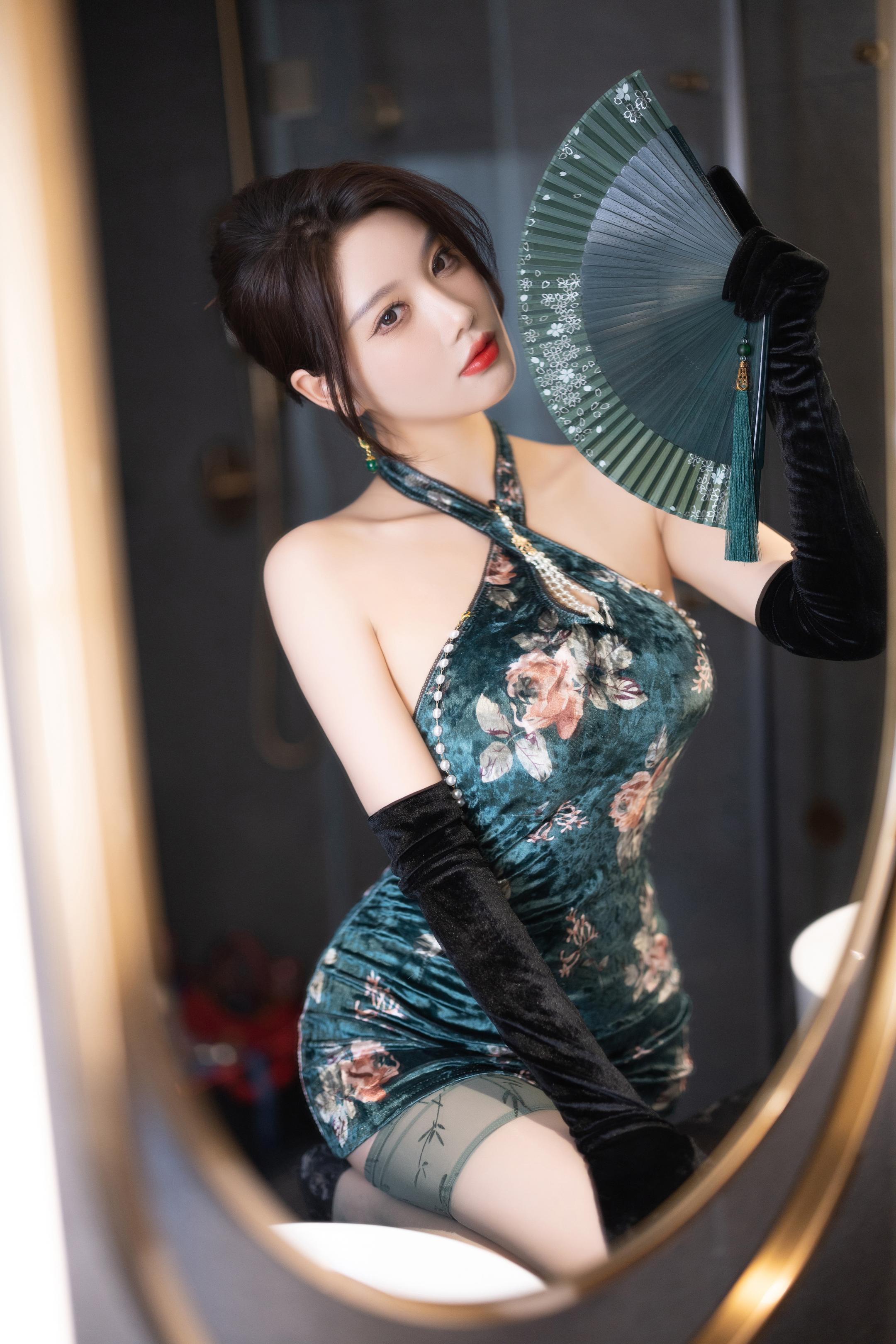 Ảnh] 杨晨晨Yome - Nội Y Xanh Của Xiu Nhân: Tạo Hình Chủ Đề Nội Y Xanh, Tôn Vinh Đường Cong Thanh Lịch Và Chất Liệu Tinh Tế, Chụp Ảnh Trong Không Gian Ấm Cúng, Thể Hiện Vẻ Đẹp Gợi Cảm Trưởng Thành 103P