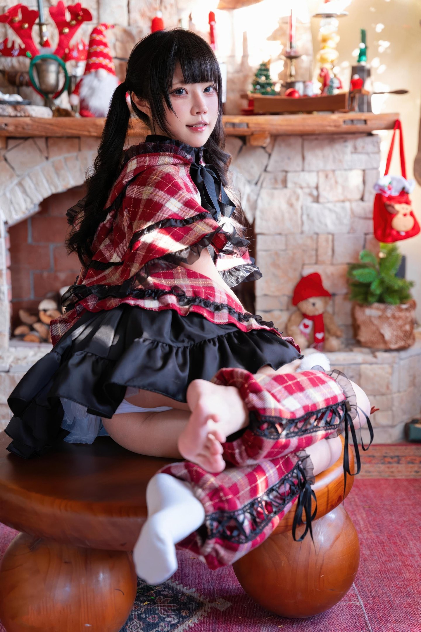 [cosplay] 清水凪 - 圣诞·日夜：圣诞主题双场景拍摄 日与夜两种氛围切换 服装与光影变化带来不同观感 节日感与人物气质并存的完整呈现 99P