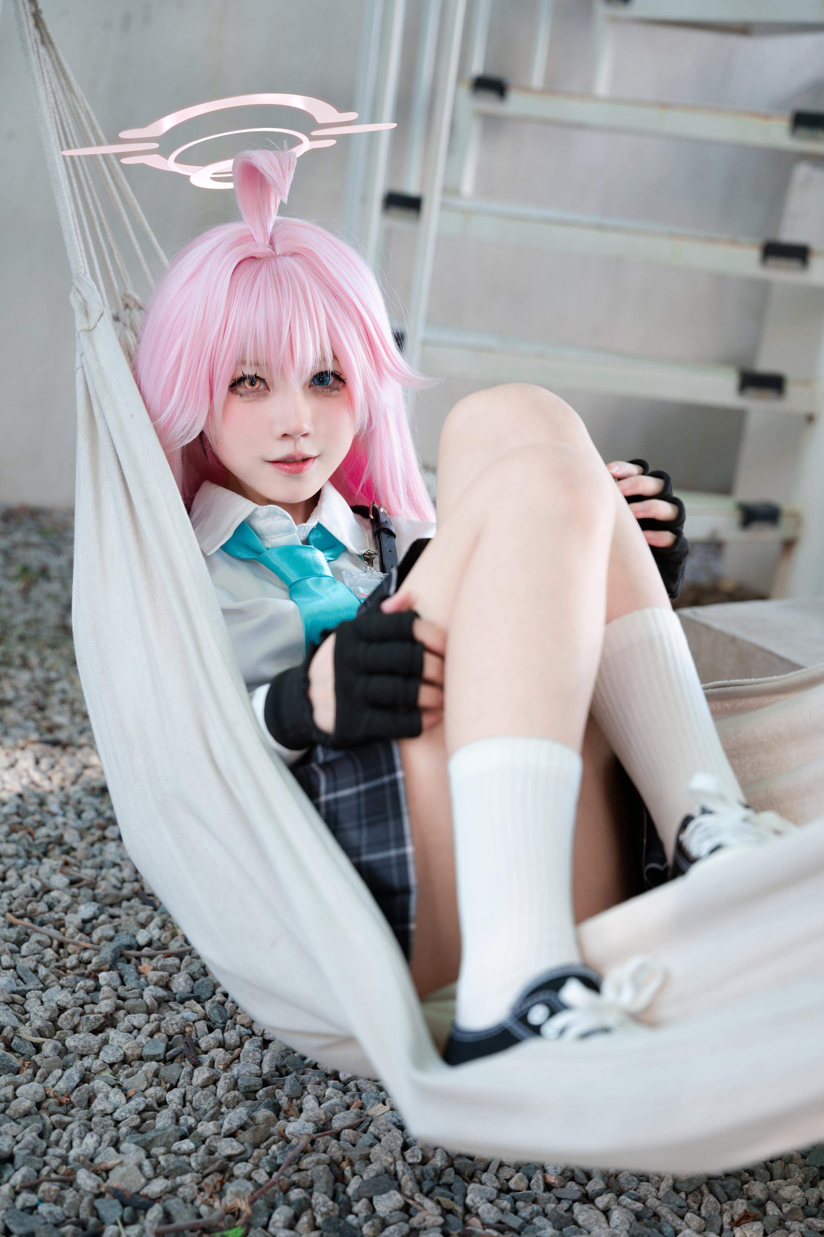 '[cosplay] 清水凪 - cos 小鸟游星野: Nữ sinh JK trong Đột Kích Xanh, chân dài quyến rũ, không chỉnh sửa 88P'