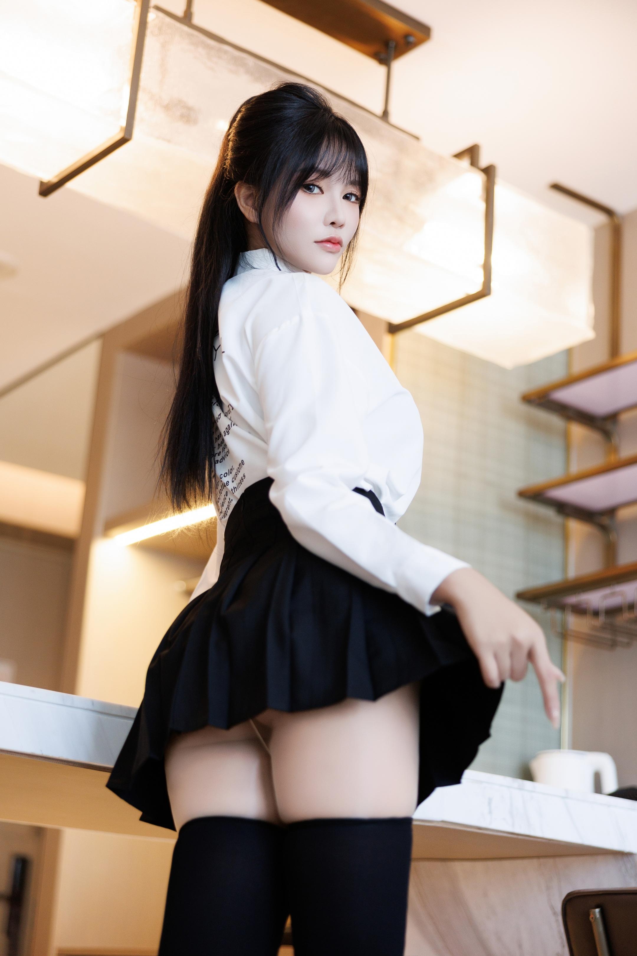 Ảnh] Nabi - Bộ ảnh sinh viên JK trên XiuRen: Sự kết hợp cổ điển của đồng phục học sinh và yếu tố tất đen, vẻ đẹp trong sáng với sức hút tương phản tinh tế 136P