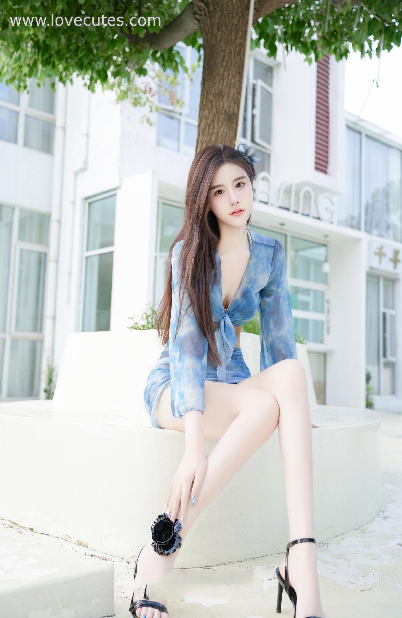 Ảnh]晚苏susu (Erikaki) - Xanh Biển Hồ Bơi: Người Mẫu Mới Sexy Trong Bikini Xanh 83P