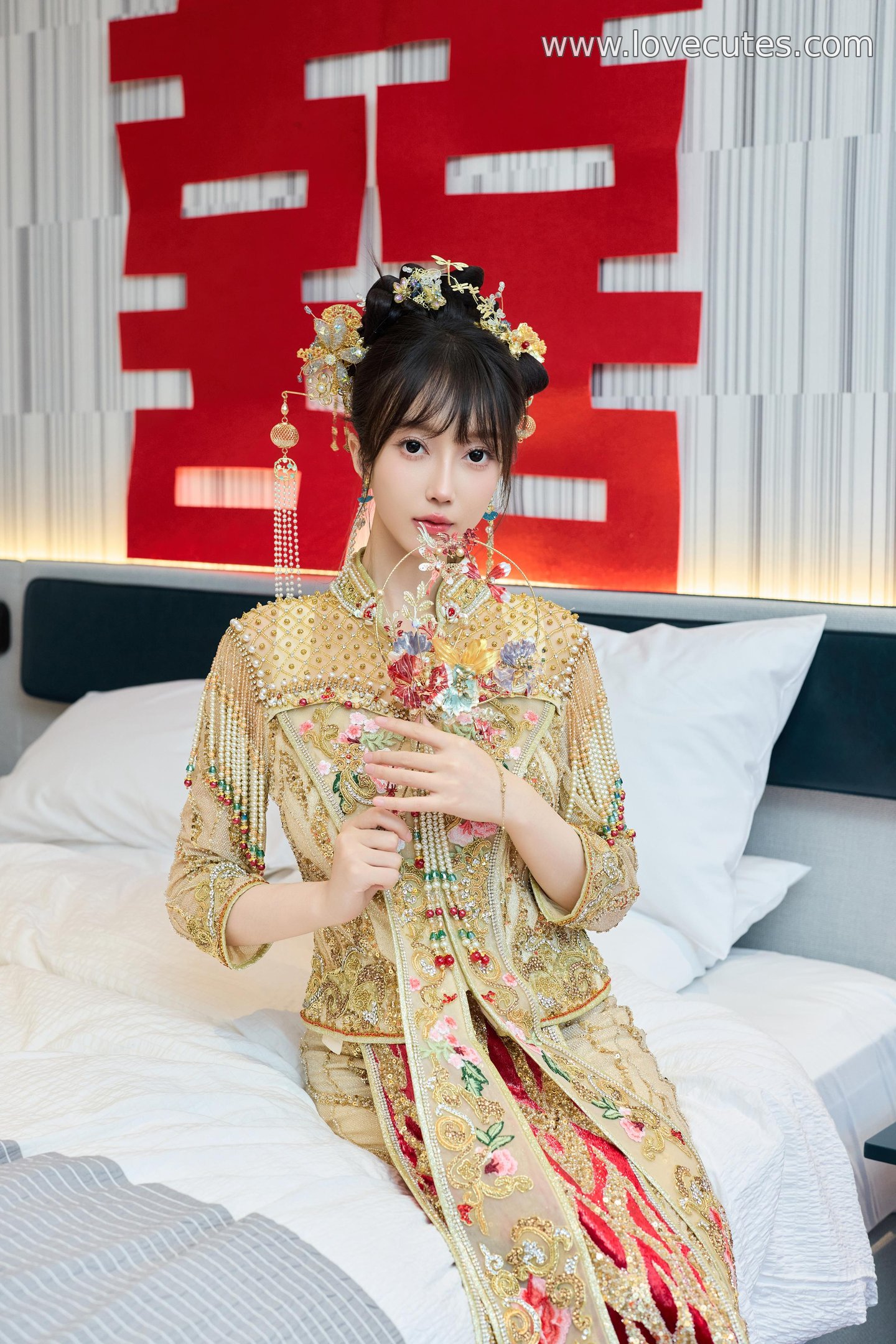 Ảnh] 玥儿玥er - Bộ ảnh sexy với trang phục cưới truyền thống: Kết hợp giữa áo dài cô dâu và vẻ đẹp mềm mại, thể hiện nét quyến rũ phương Đông 84P