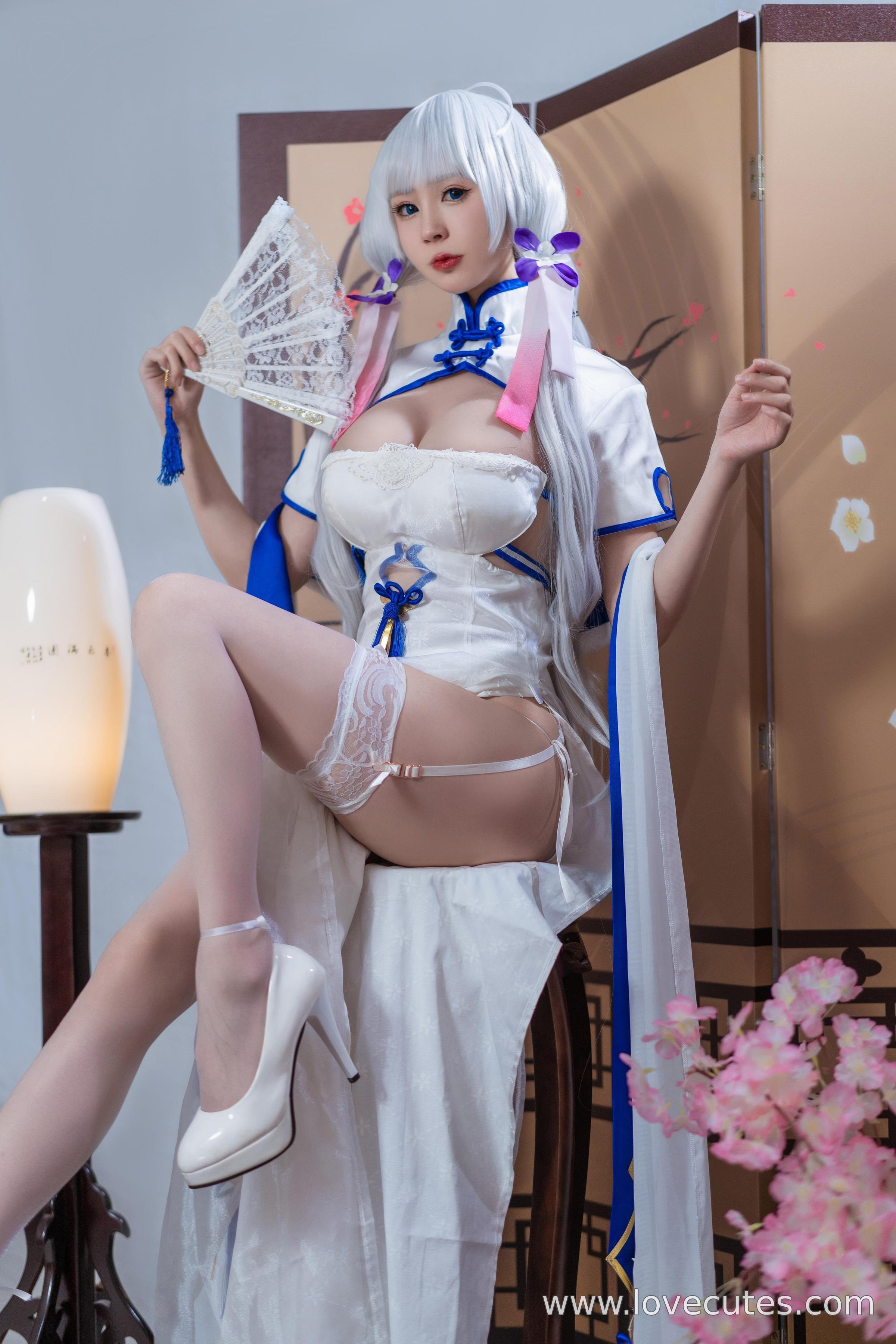 '[cosplay] Tây Viên Tự Nam Ca - Hình tượng 'Quang Huỳnh' trong tà áo dài: Sự hòa quyện giữa áo dài phương Đông và nhân vật hạm đội, thể hiện vẻ đẹp thanh lịch và quyến rũ 24P'