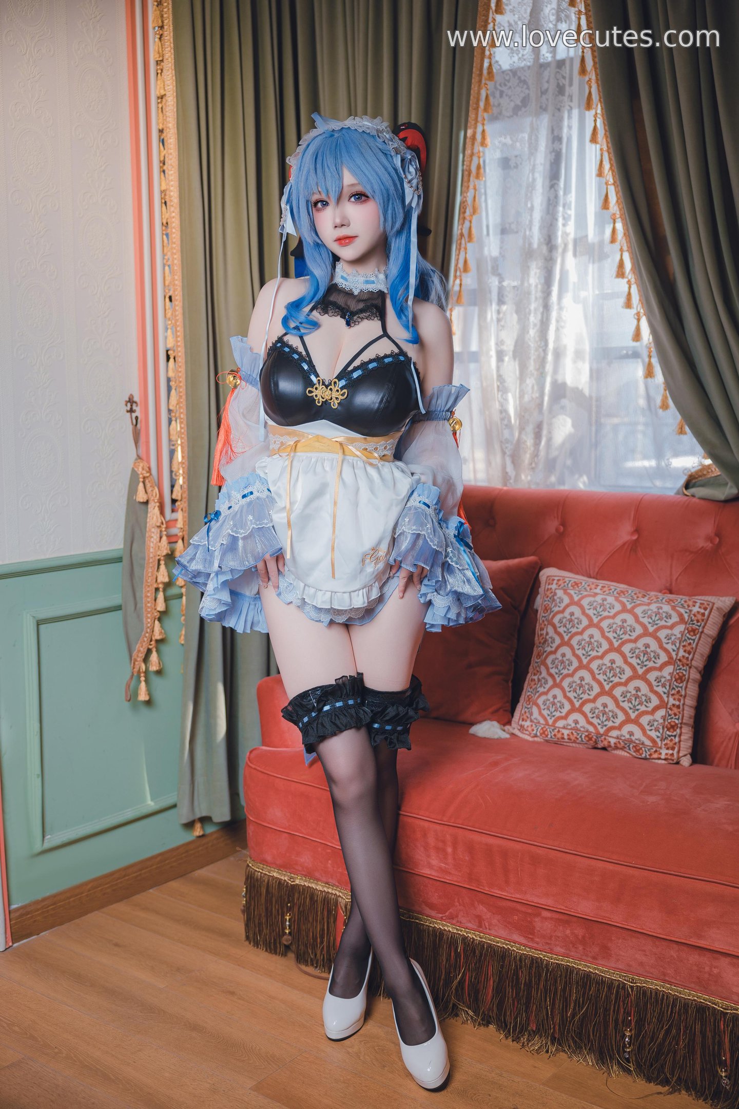 costume] Tuyết Tình Astra - Người Hầu Ganyu: Tái Hiện Phong Cách Nữ Hầu Đen, Sự Kết Hợp Giữa Dịu Dàng và Gợi Cảm 31P1V