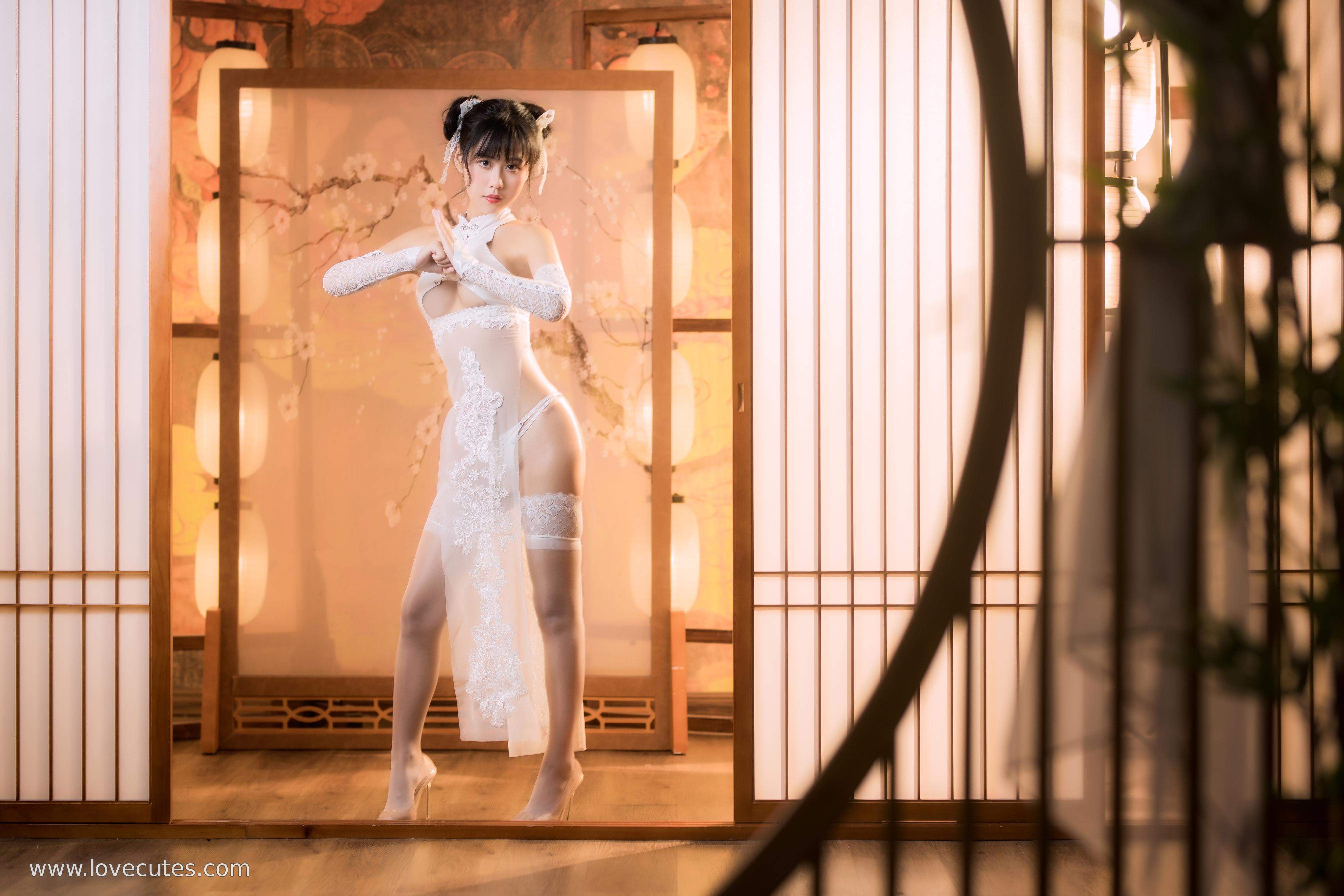 [cosplay] 萌芽儿o0 - 靡烟：高跟鞋与丝袜蕾丝交织的原创造型 烟雾氛围下的冷艳性感表达 30P