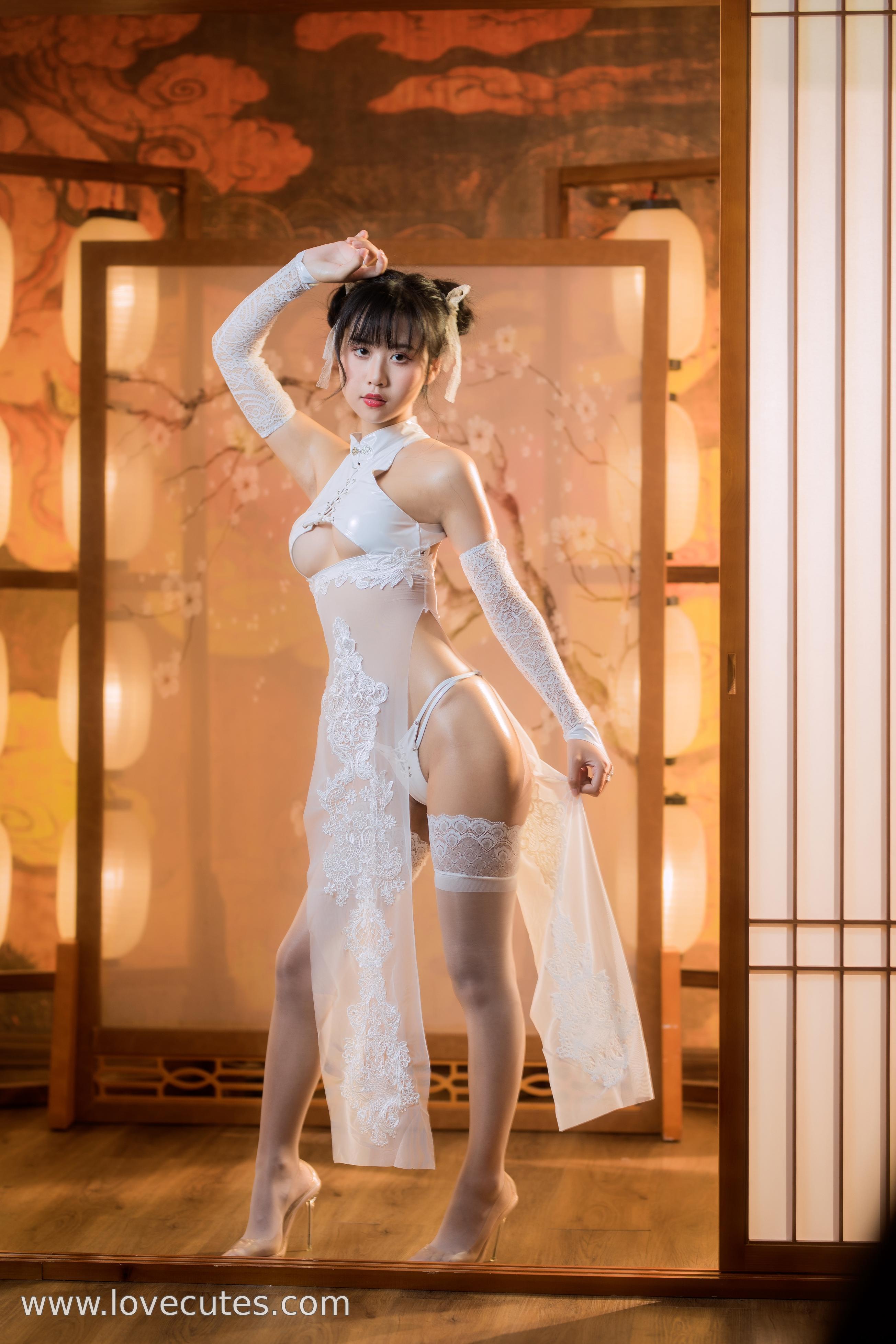 [cosplay] 萌芽儿o0 - 靡烟：高跟鞋与丝袜蕾丝交织的原创造型 烟雾氛围下的冷艳性感表达 30P