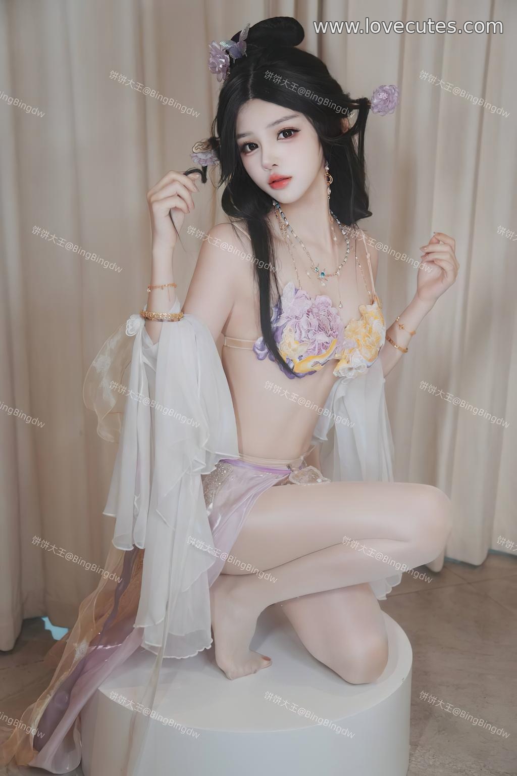 คอสเพลย์] 饼饼大王 - 永劫无间·迦南「闭月之颜」: การสร้างตัวละครสไตล์นักฆ่าคืนค่ำที่มีเสน่ห์เย้ายวนและรูปร่างที่โดดเด่น 13P2V