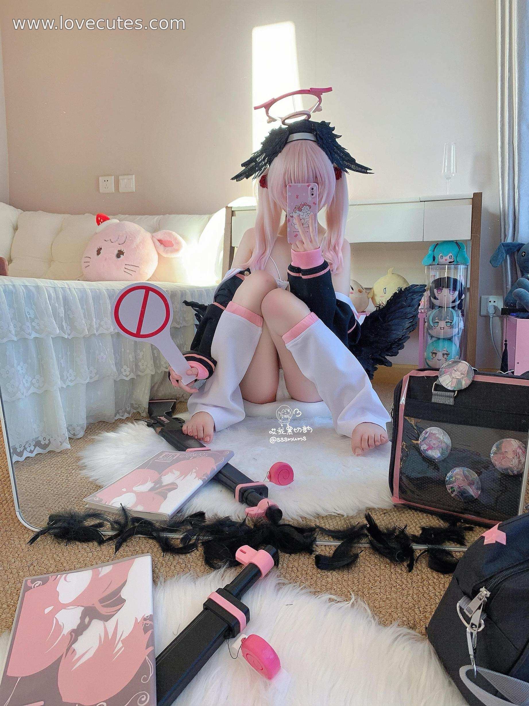 [cosplay] 哎我黑切呐 - 下江小春：蔚蓝档案角色制服造型还原 校园JK风格与人物气质呈现 简洁场景突出角色氛围与神态 含46P3V