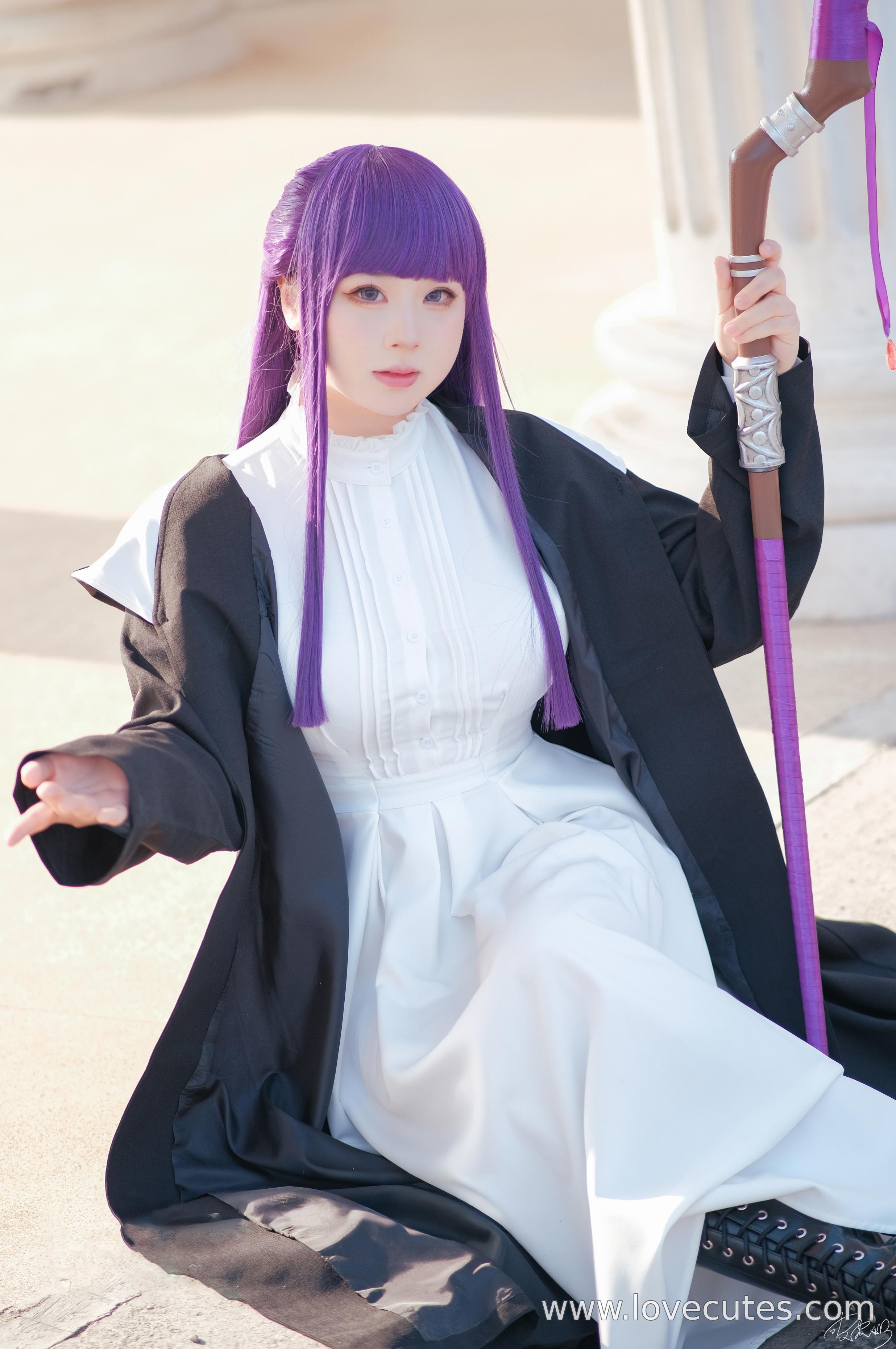[cosplay] 皮皮奶 - 菲伦：葬送的芙莉莲中菲伦角色造型还原 法师服装与沉静气质呈现 简洁场景突出角色神态与氛围表现 62P