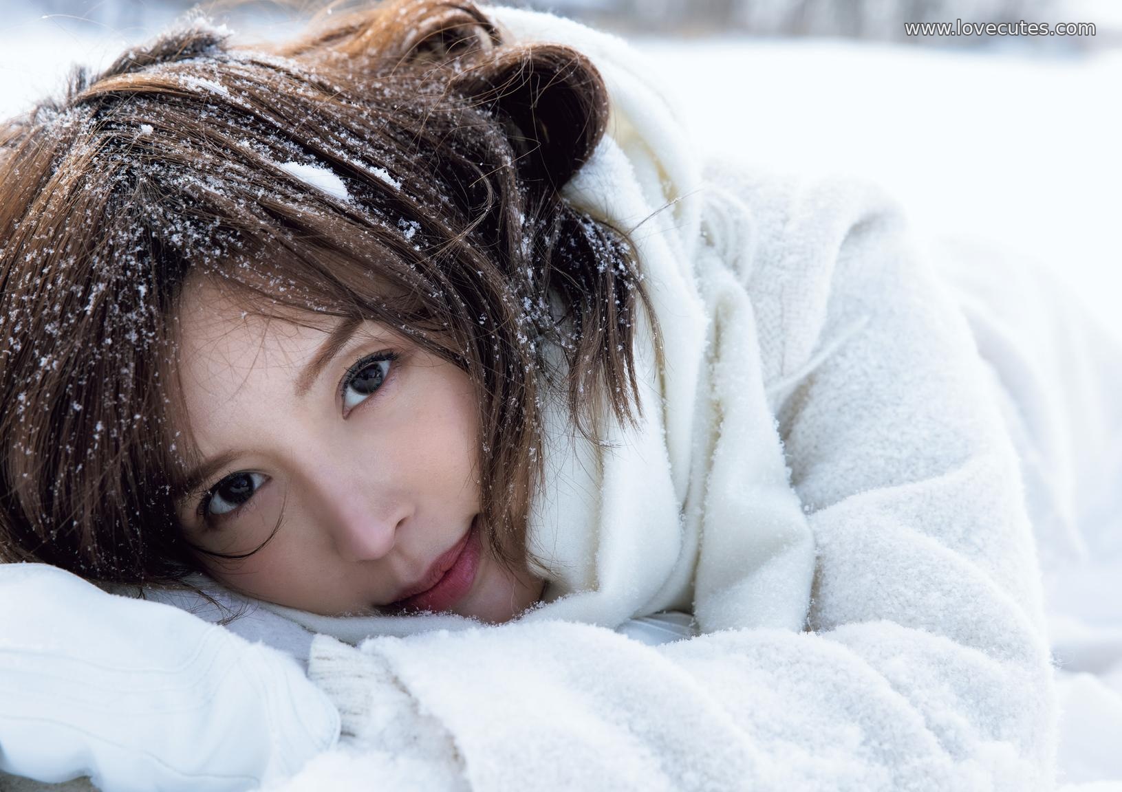 [模特] 葵つかさ - 完全版写真集：自然光人像与生活感场景结合 展现柔和清新气质的个人影像合集 200P