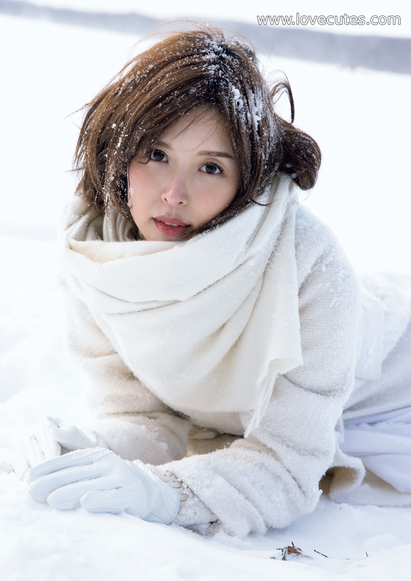 [模特] 葵つかさ - 完全版写真集：自然光人像与生活感场景结合 展现柔和清新气质的个人影像合集 200P