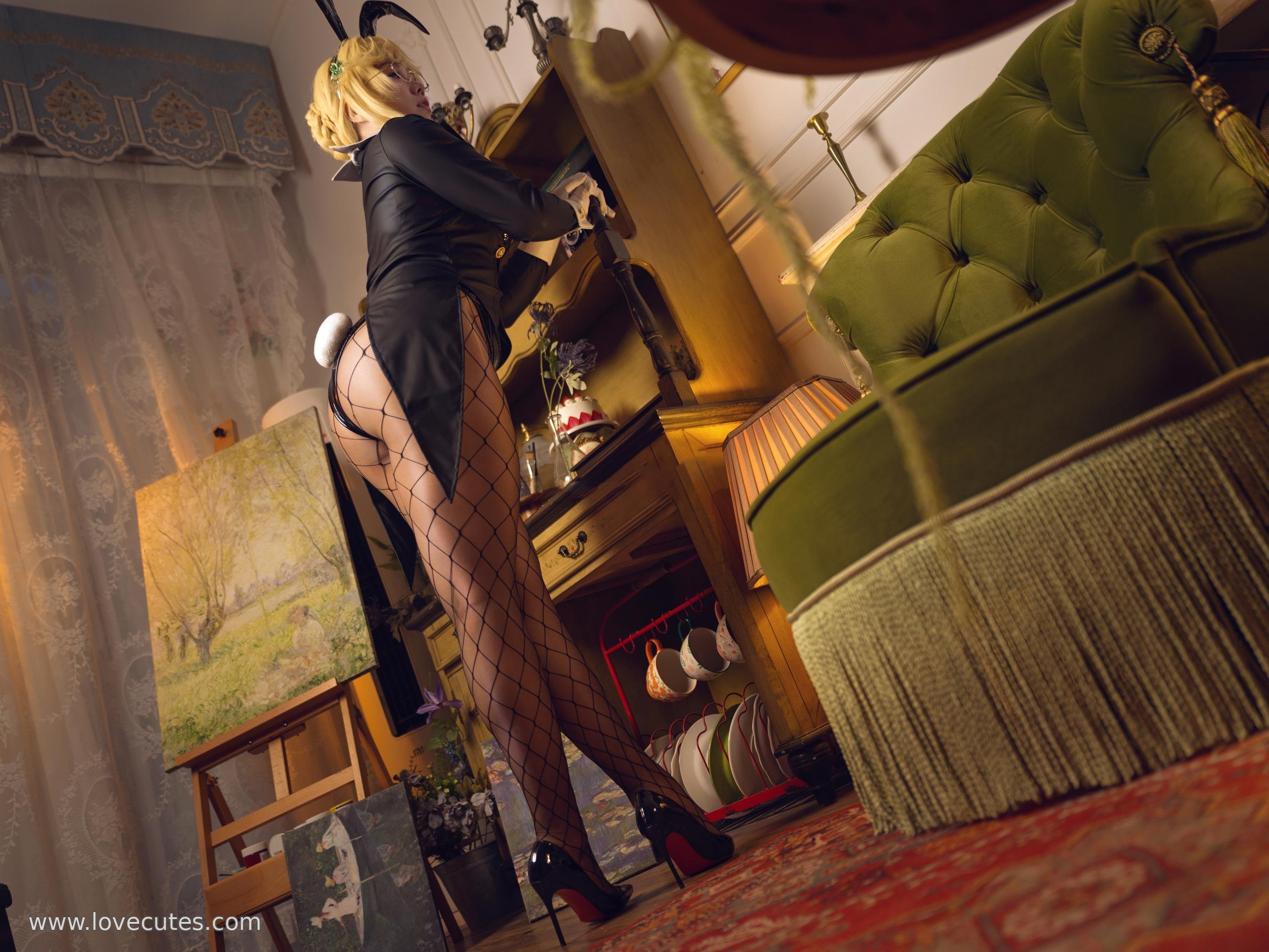 '[cosplay] 麻花酱 - Nữ Thần Chiến Thắng: Nikki Ader Bunny Girl: Tái Hiện Hình Tượng Nhân Vật Ader Bunny Girl Kết Hợp Phong Cách Khoa Học Viễn Tưởng Với Khí Chất Nhân Vật, Nổi Bật Cảnh Quan Và Ánh Sáng Tôn Vinh Đường Nét Nhân Vật'