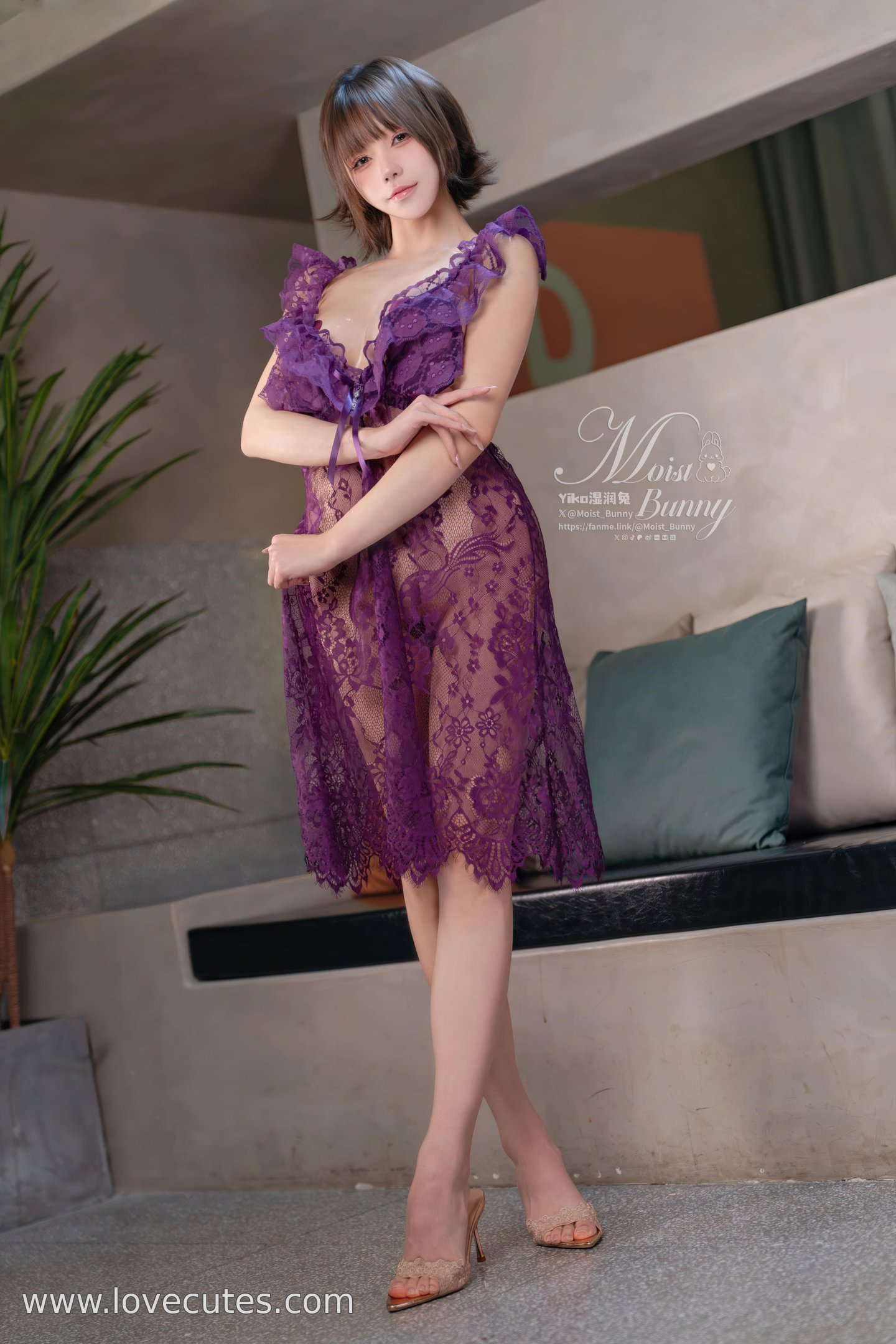 私房] Bunnies Dính Dính - Giấc Ngủ Mơ Màng: Không Gian Ngủ Ngật Ngừ với Chi Tiết Ren, Giày Cao Gót Thêm Phần Quyến Rũ 32P