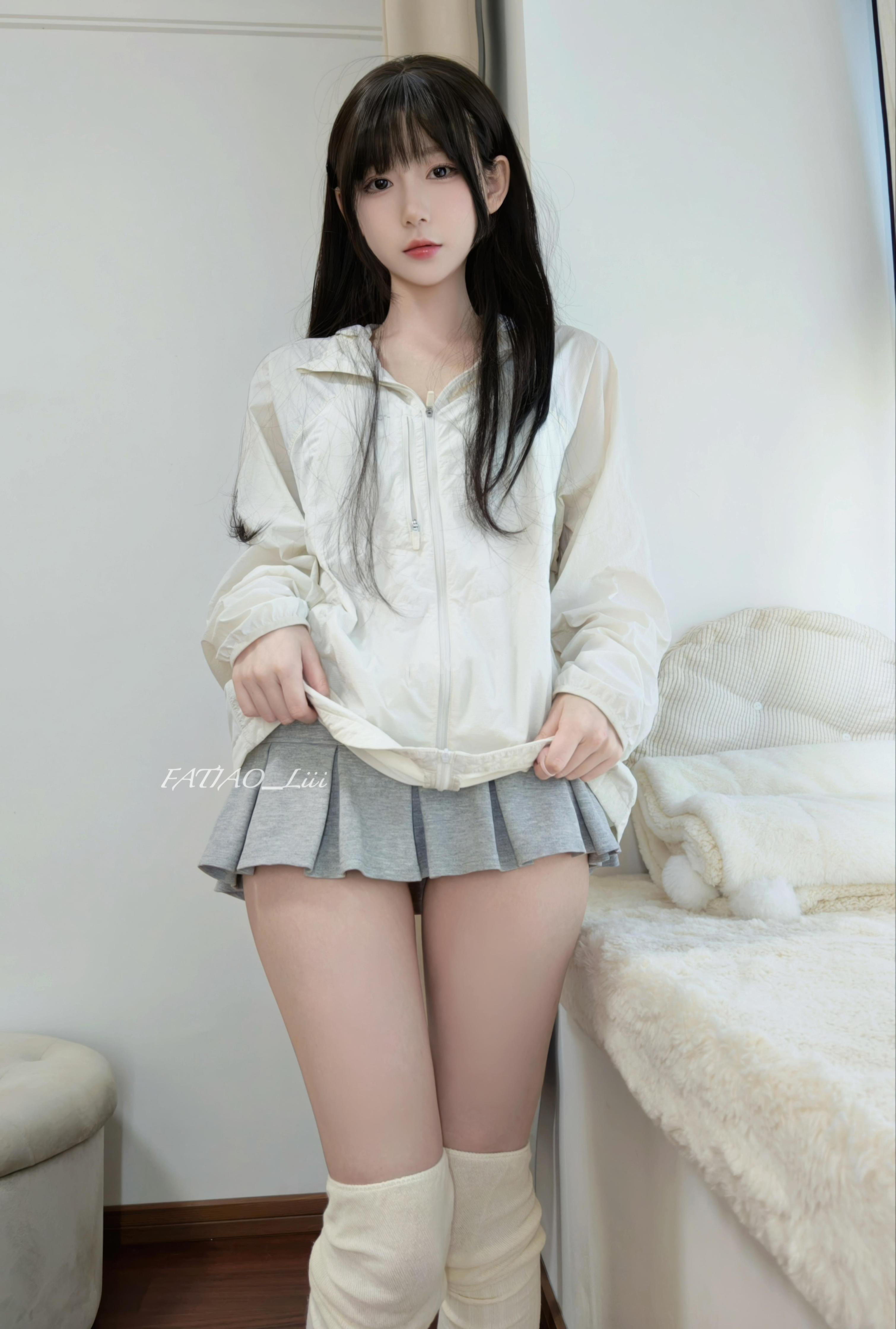 [Ảnh] Phát Trảo Thiếu Nữ (Mê Nhân Đái Lê) - Siêu Ngắn: Kiểu Váy Ngắn Gọn Gàng và Dễ Thương, Mang Đậm Cảm Giác Thiếu Nữ với Một Chút Gợi Cảm 18P1V