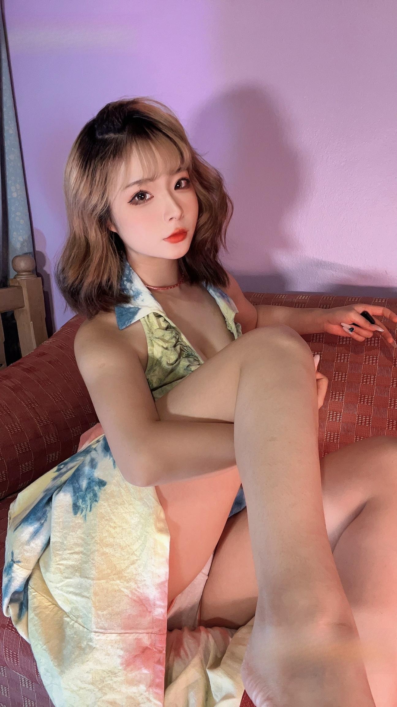 '[私房] yuuhui玉汇 - Dưa Hấu: Chủ Đề Ngọt Ngào Kèm Một Chút Lém Lỉnh, Ống Kính Gần Gũi Rất Quyến Rũ, Đường Cong Đẹp Mắt 38P3V'
