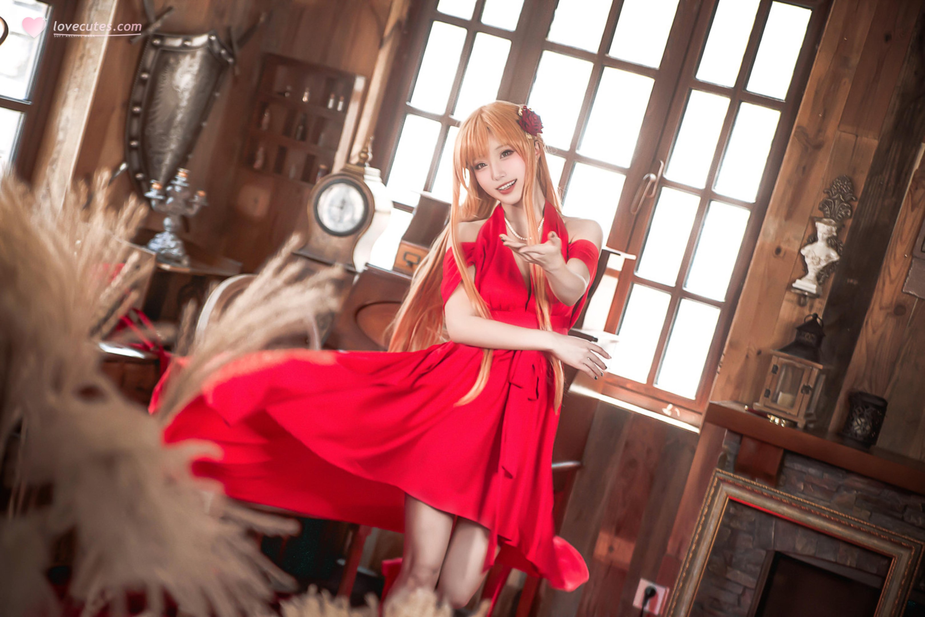 [cosplay] 切切Celia - 亚丝娜礼服：红色礼服造型很抢眼 角色气质拿捏到位 优雅中带点性感 28P