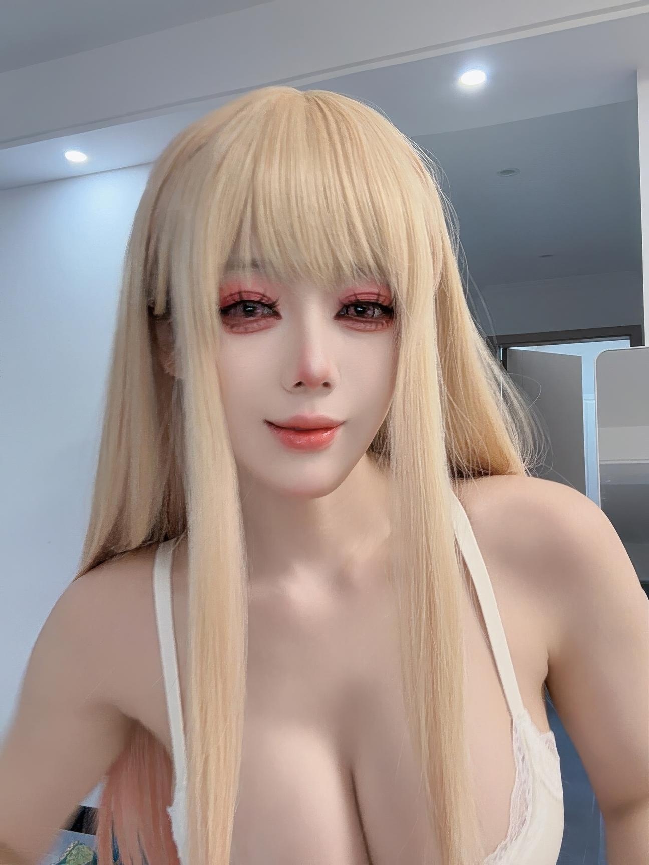 [cosplay] 九言 - 喜多川海梦：JK制服与内衣造型切换 甜辣还原度在线 美乳曲线很吸睛 58P5V