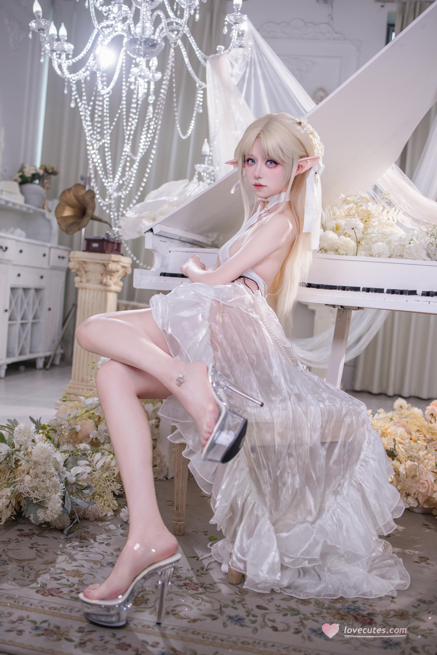 [คอสเพลย์] 双木扶苏 - เบรสเทล เทวดาขาว: ลุคเทวดาขาวเย็นชาและสง่างาม รูปร่างเพรียวบางคู่กับรองเท้าส้นสูง ขาเรียวยาวเด่นชัด 40P