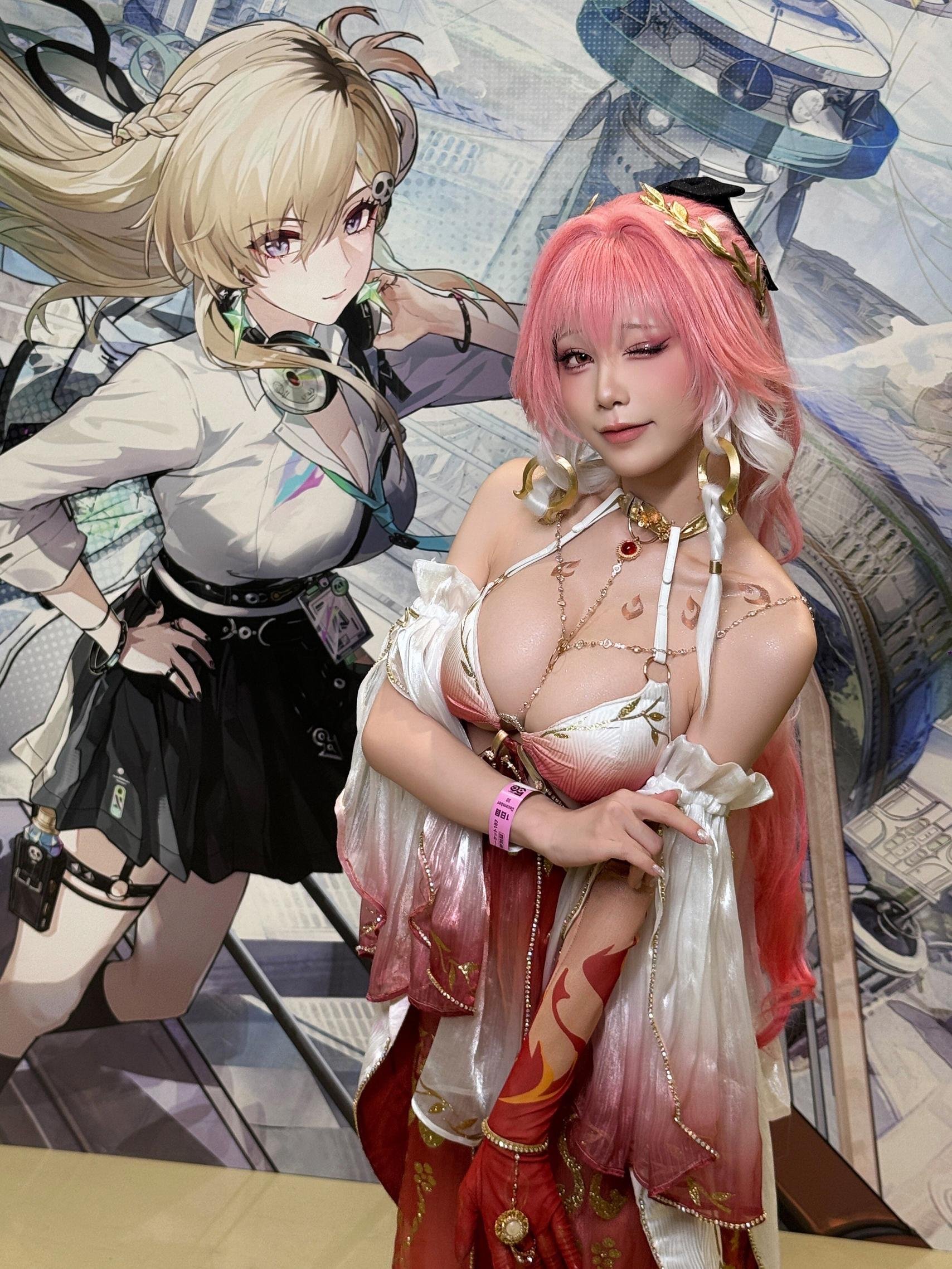 '[cosplay] 水淼Aqua - 鸣潮长离C107: Ảnh Thực Tế Tại Triển Lãm, Không Khí Sống Động 29P'