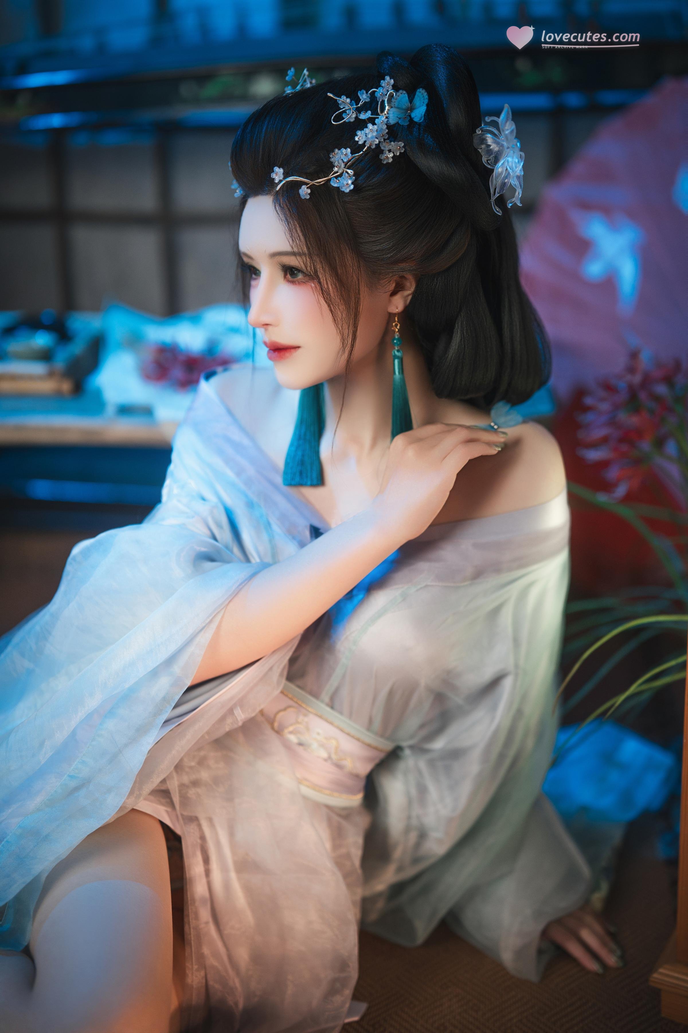 [คอสเพลย์] 鹿八岁 - ฝันแห่งผีเสื้อ碎: บรรยากาศอันงดงามในชุดโบราณ สวยงามและกล้าหาญ 195P1V