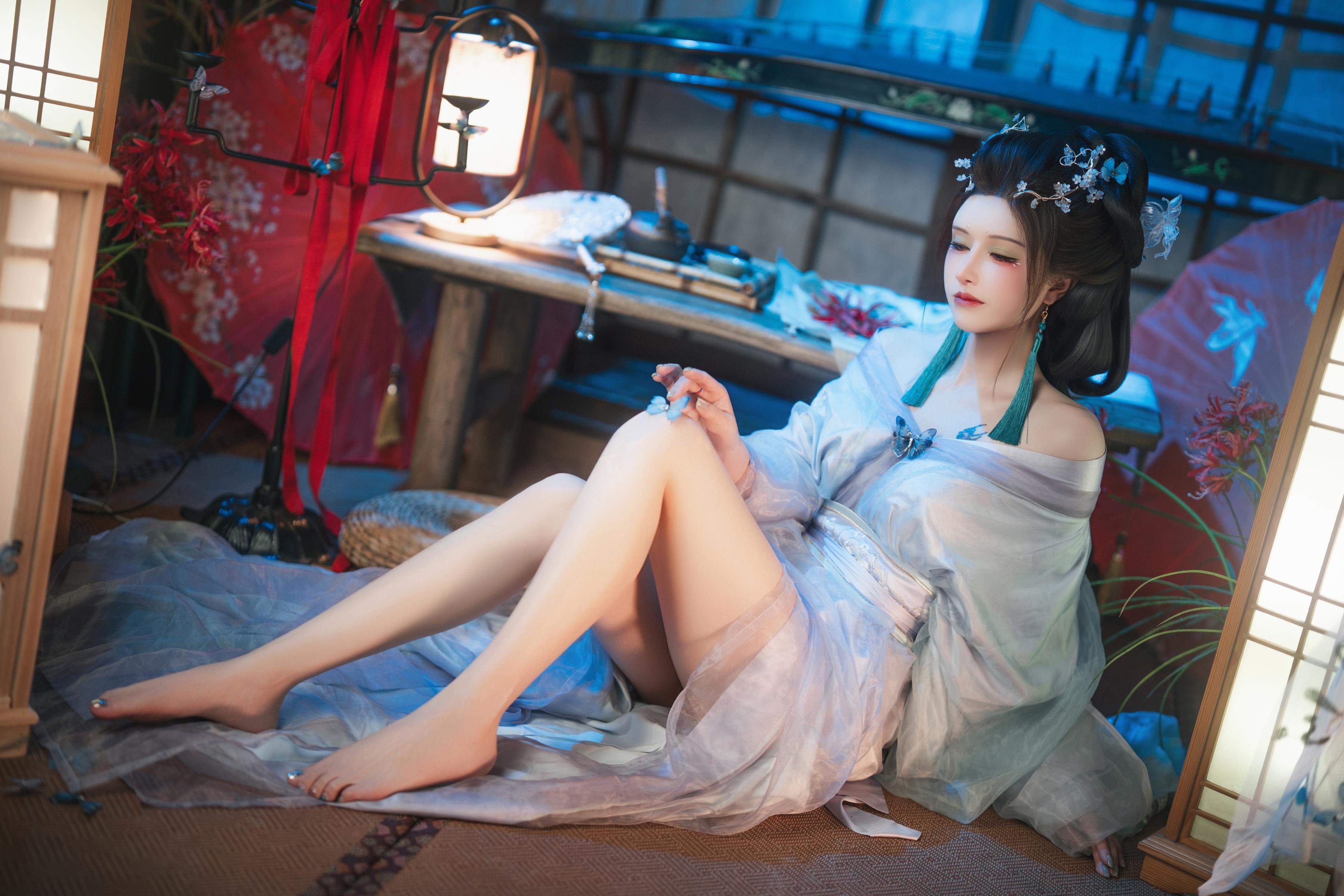 [คอสเพลย์] 鹿八岁 - ฝันแห่งผีเสื้อ碎: บรรยากาศอันงดงามในชุดโบราณ สวยงามและกล้าหาญ 195P1V