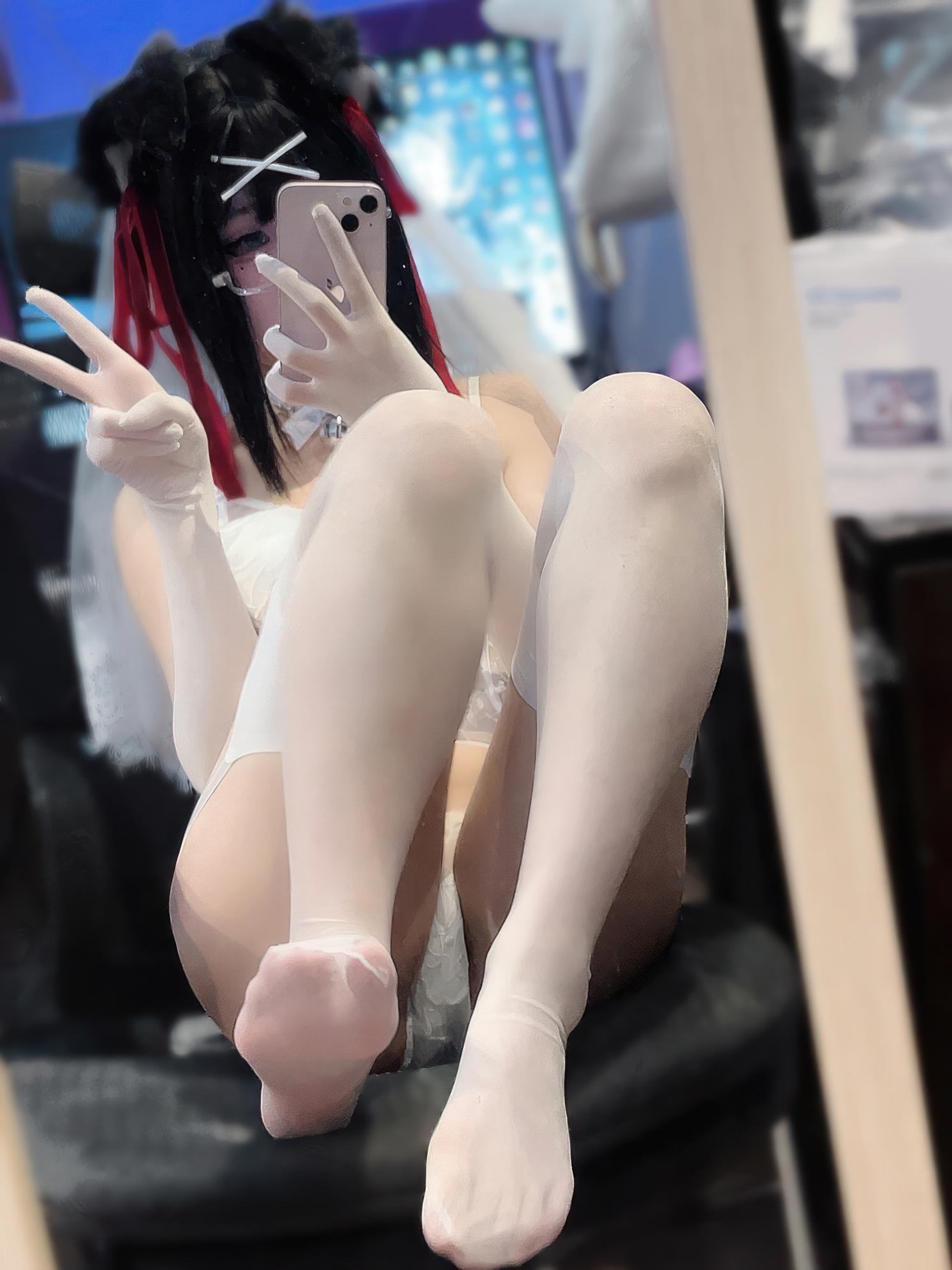 [cosplay] 清水凪 - 小狗花嫁：蕾丝婚纱搭配白丝造型 甜美氛围感的花嫁主题 37P3V